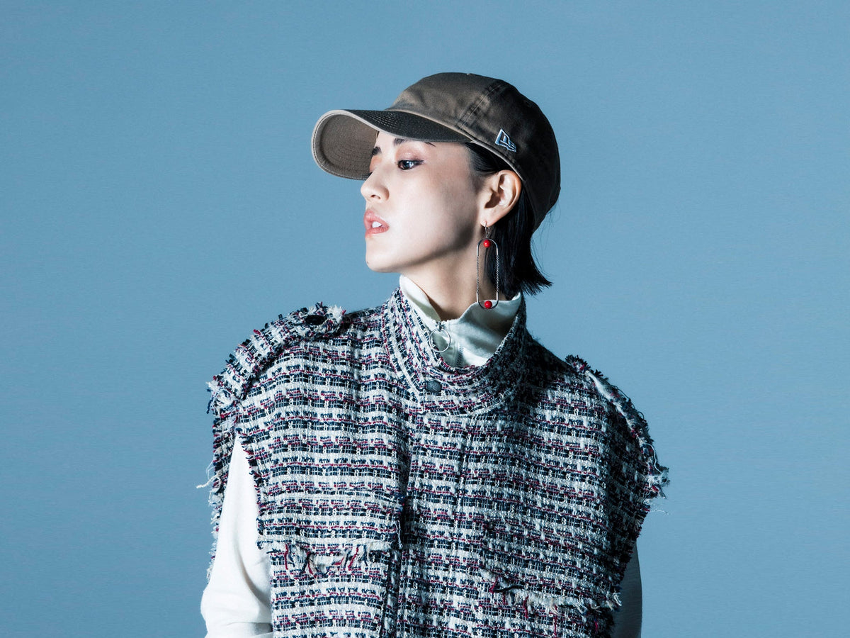 Rudo Presents藤井夏恋が表現する ベーシックヘッドウェアの美しさ