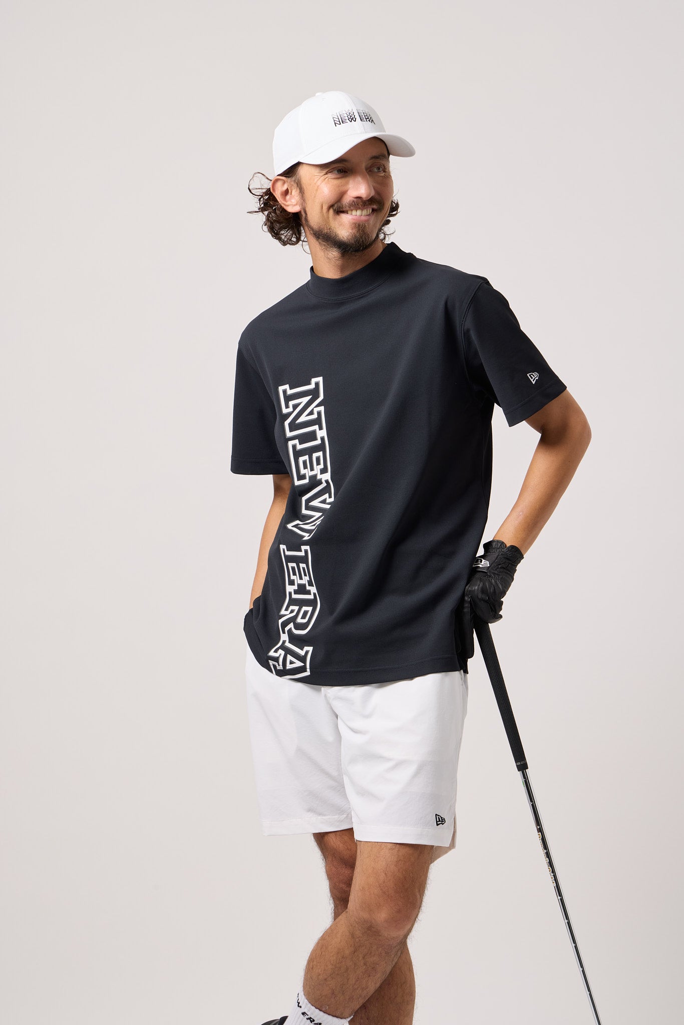 半袖 ミッドネック Tシャツ 鹿の子 Vertical Logo ブラック | ゴルフ