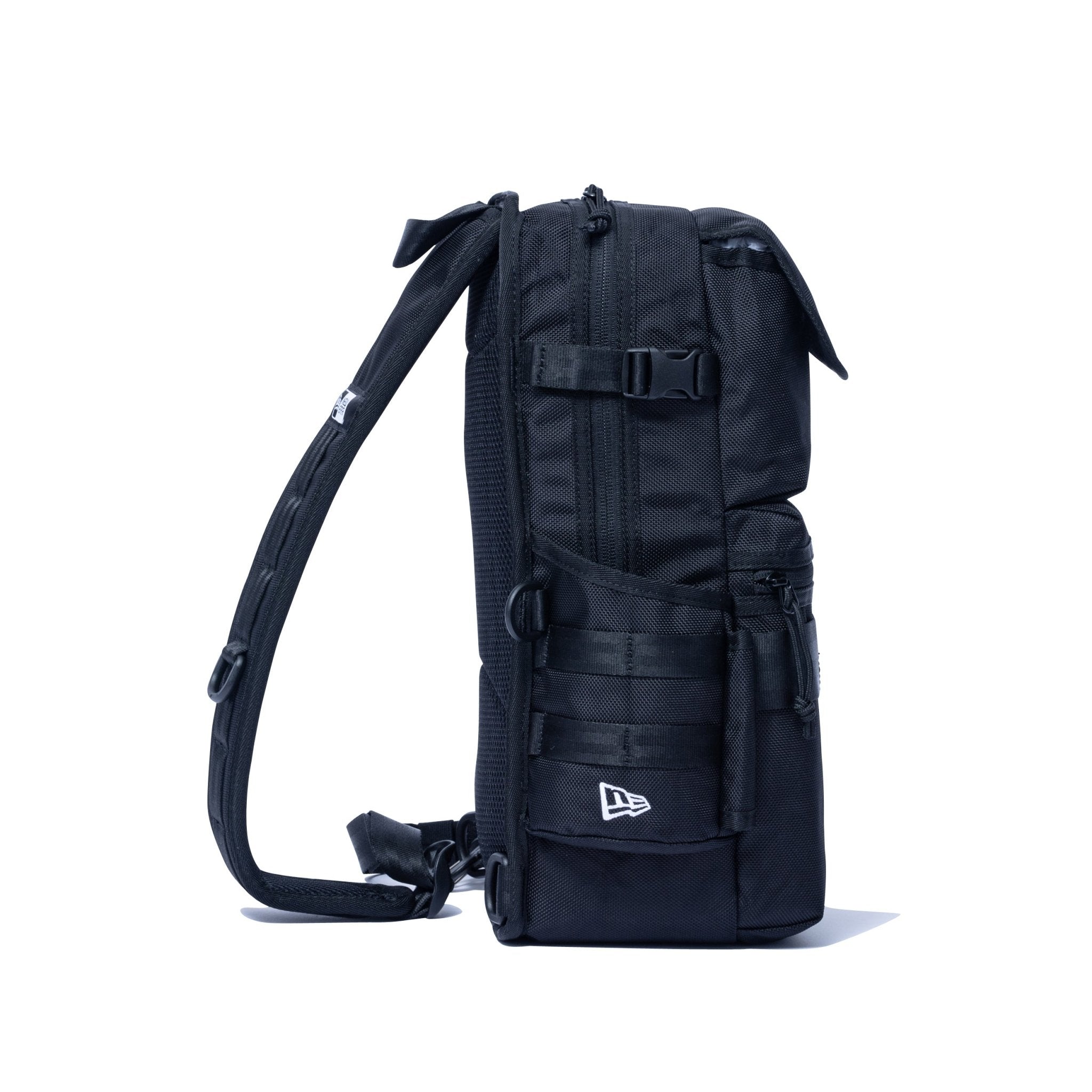 スリングボディバッグ 12L ブラック | ニューエラオンラインストア