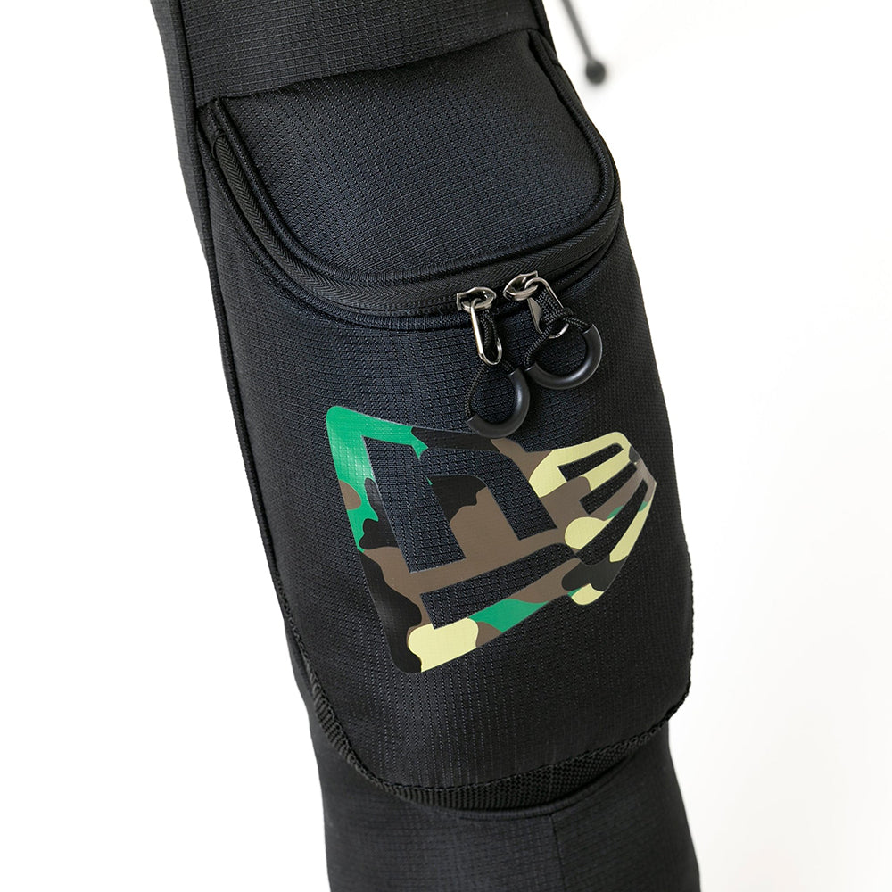 セルフスタンドケース ワードマークロゴ ブラック × ウッドランドカモ