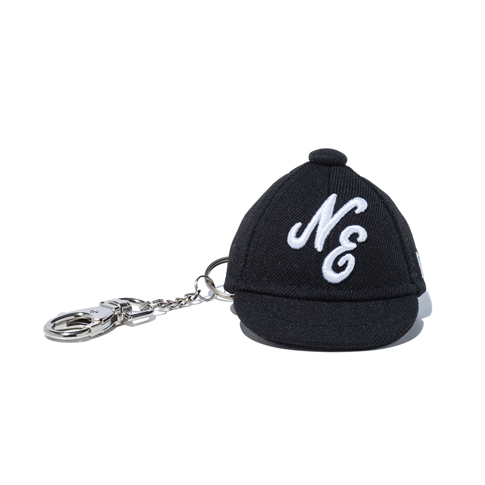 キャップキーホルダー クラシックロゴ ブラック × ホワイト