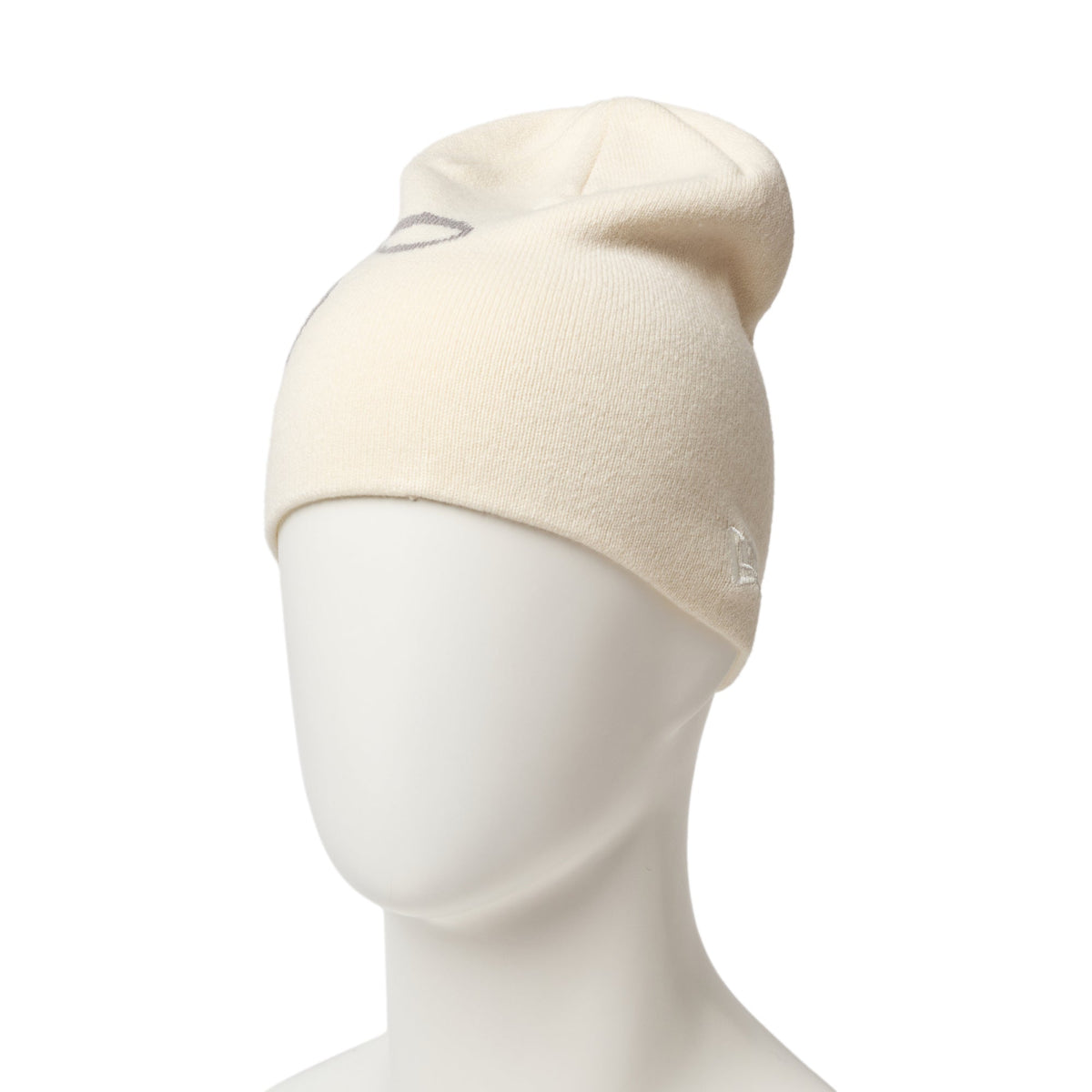 NEW ERA ニット帽 ホワイトBE:FIRST シュント着用　完売品 NEW ERA ニット帽 ホワイトBE:FIRST シュント着用 完売品 - メルカリ