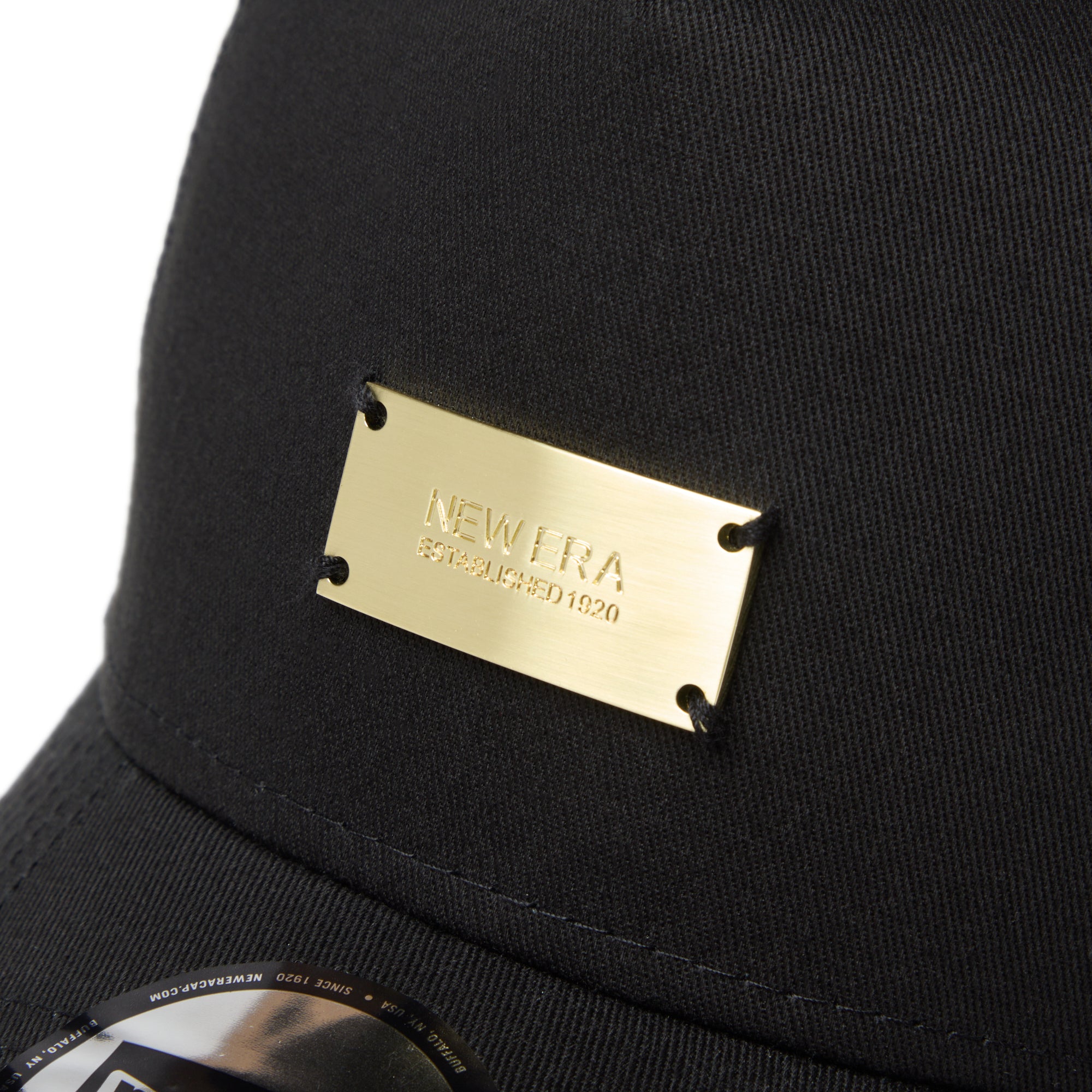 NEW ERA★ニューエラ★9.5型★完売モデル★良品★カート(BK×GOLD) 9FORTY A-Frame トラッカー Metal Plate メタルプレート ブラック