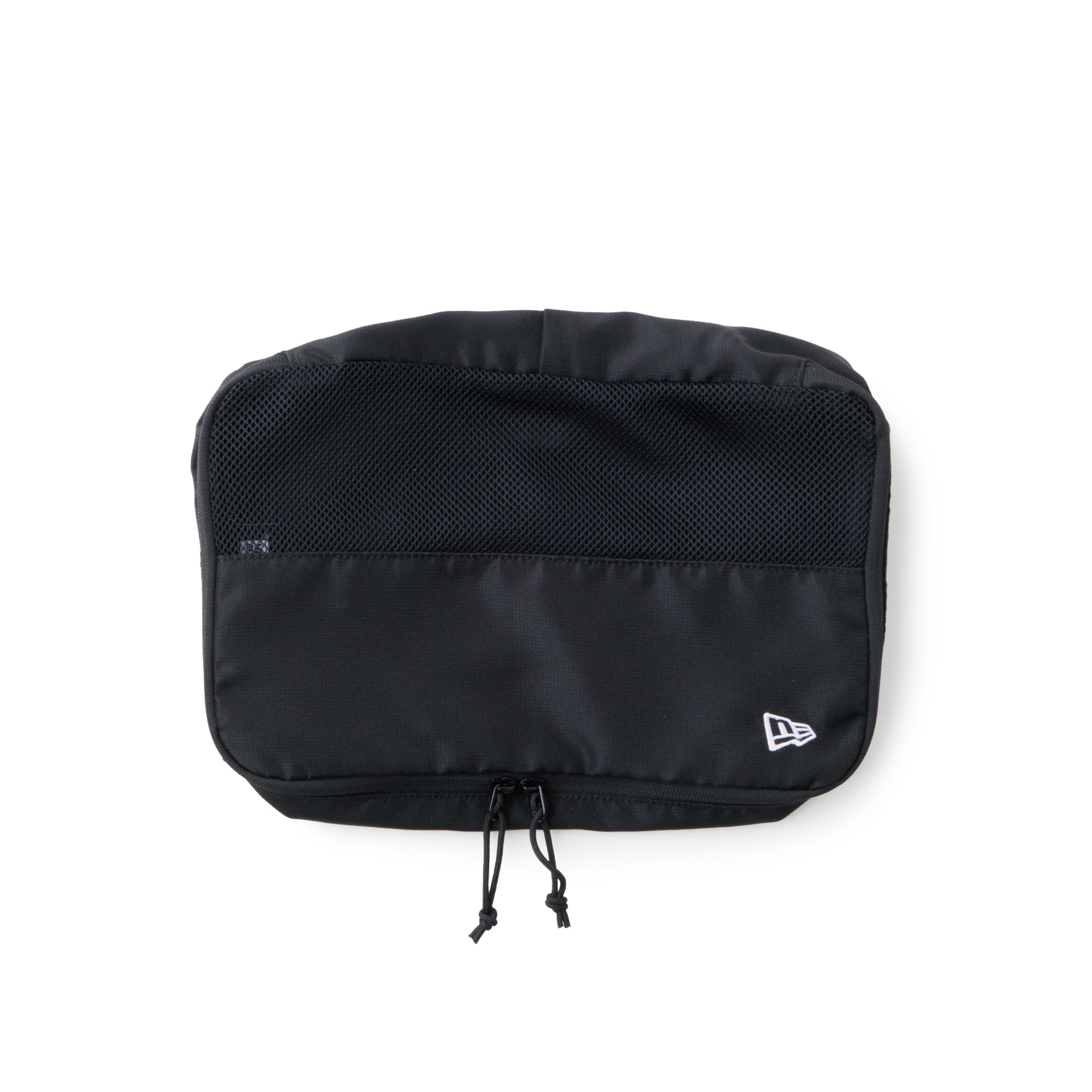 ニューエラ　ポーチ新品未使用品 NEW ERA（ニューエラ） 新品 正規品 ドラえもん コラボ ネックポーチ