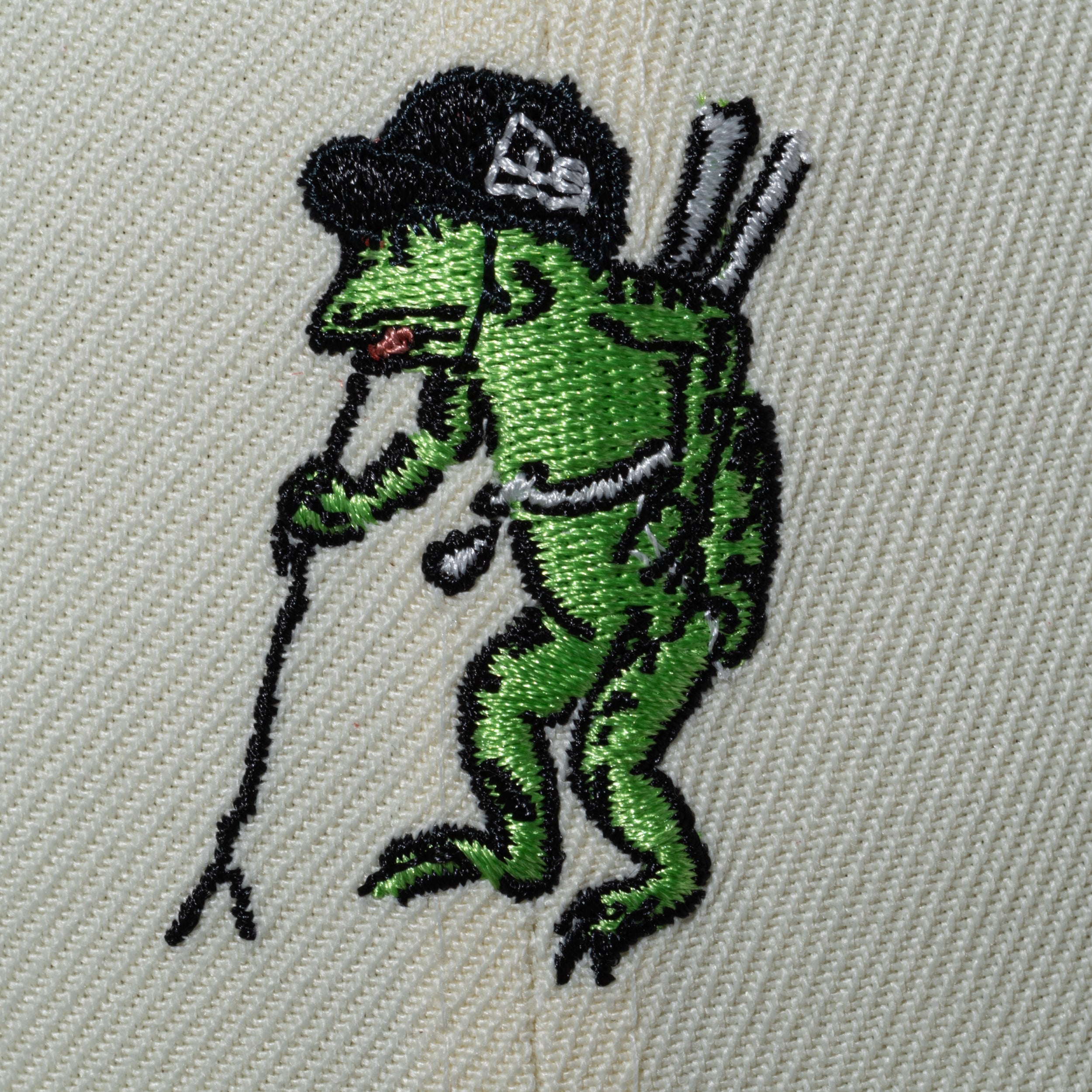 9FORTY 鳥獣戯画 蛙 クロームホワイト | ニューエラオンラインストア