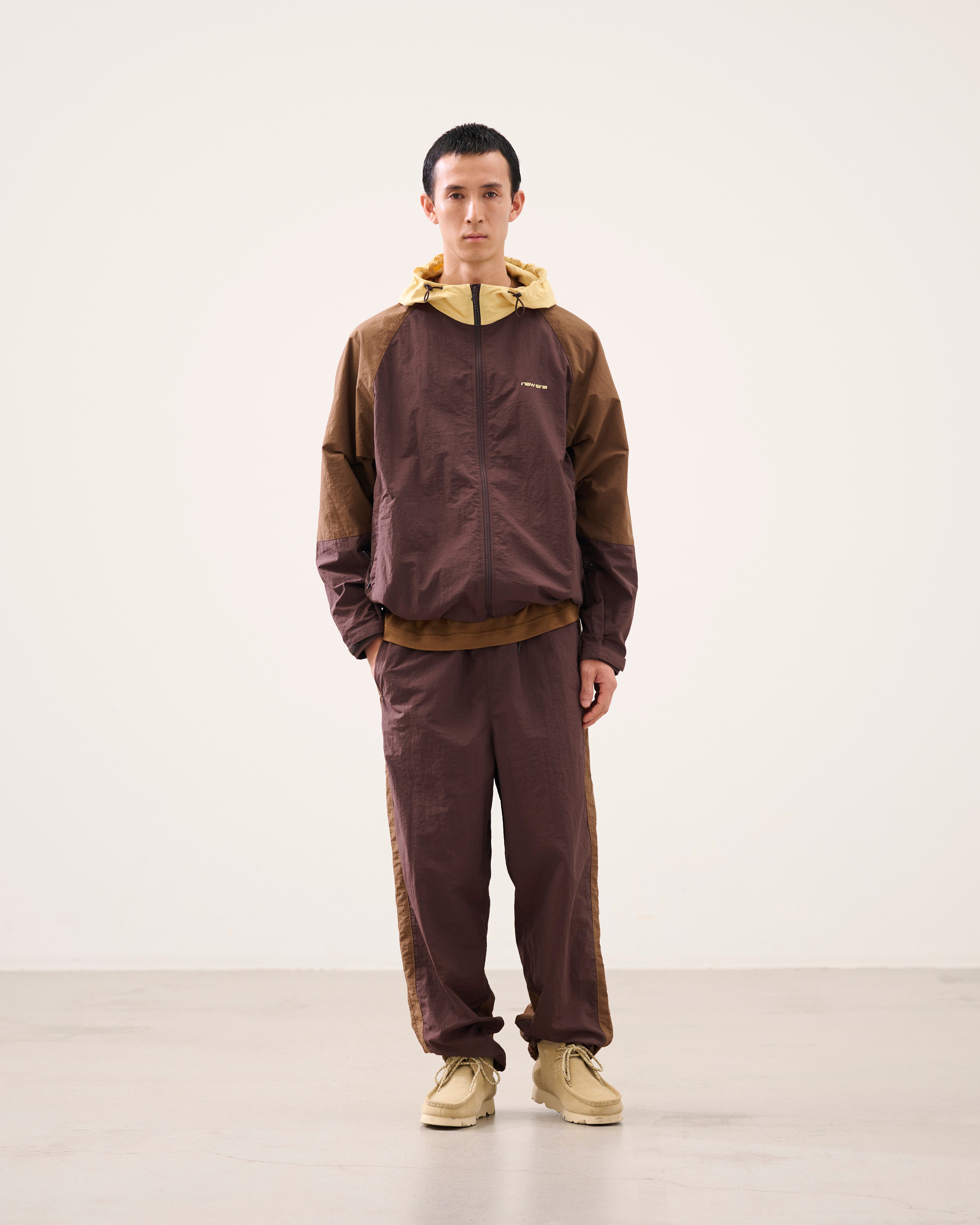 ナイロン トラックジャケット フーディー 3-Tone BLACK LABEL FW26