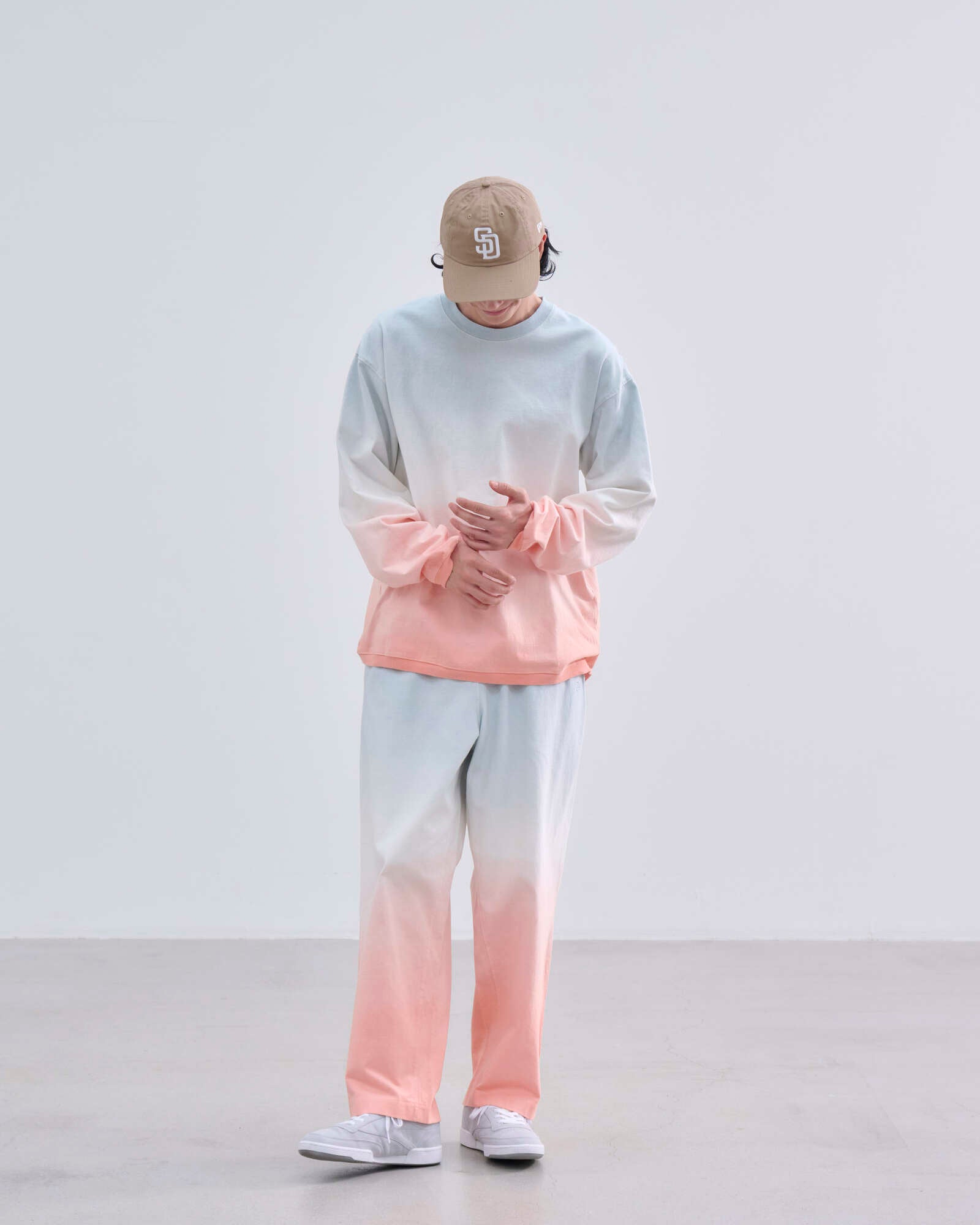 裏毛 メロー スウェット クルーネック BLACK LABEL SS26 ブルー/ピンク