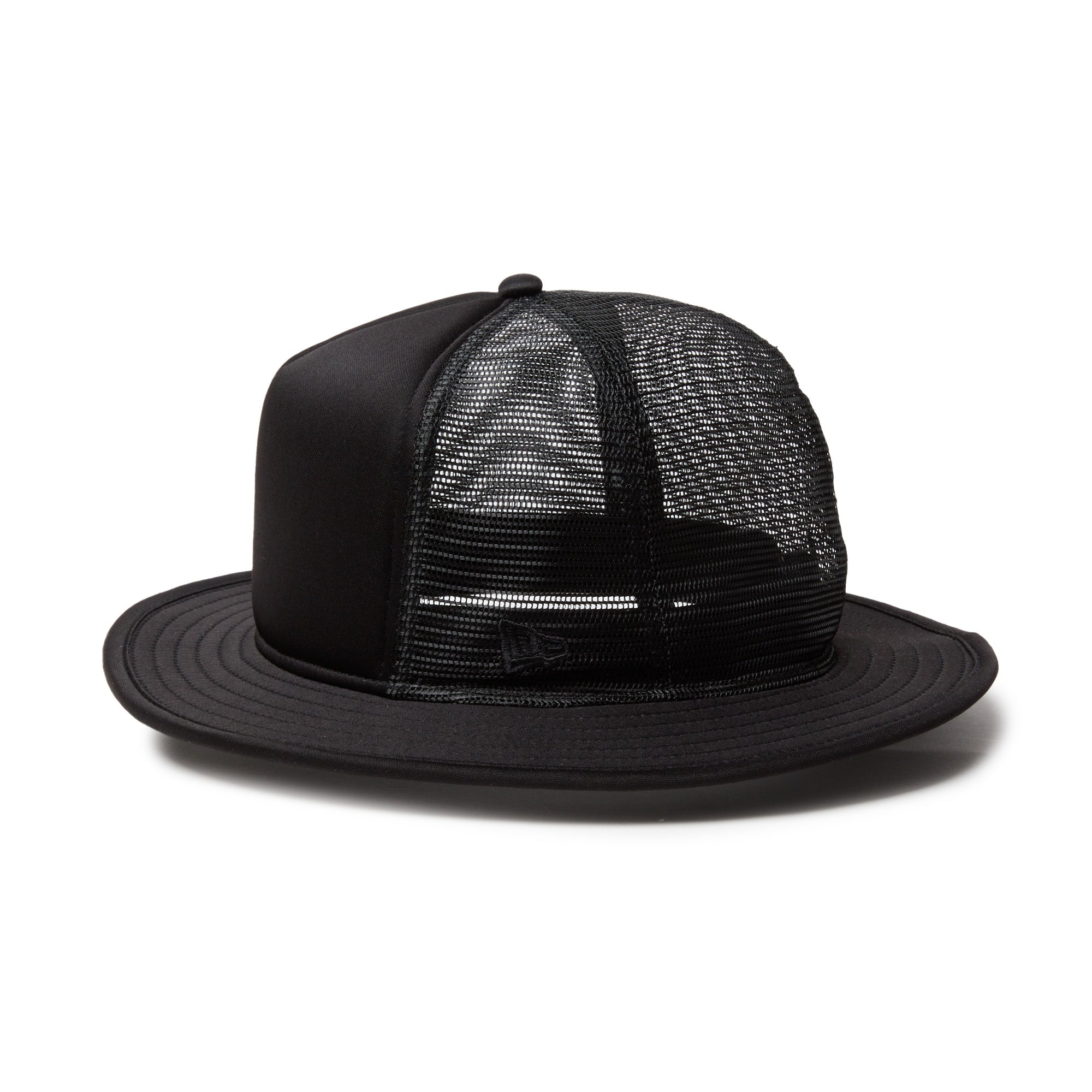 ファミリア　New Era ブラックバケットハット 首元ネット付き 5-panel-a-frame-14388413-sm-