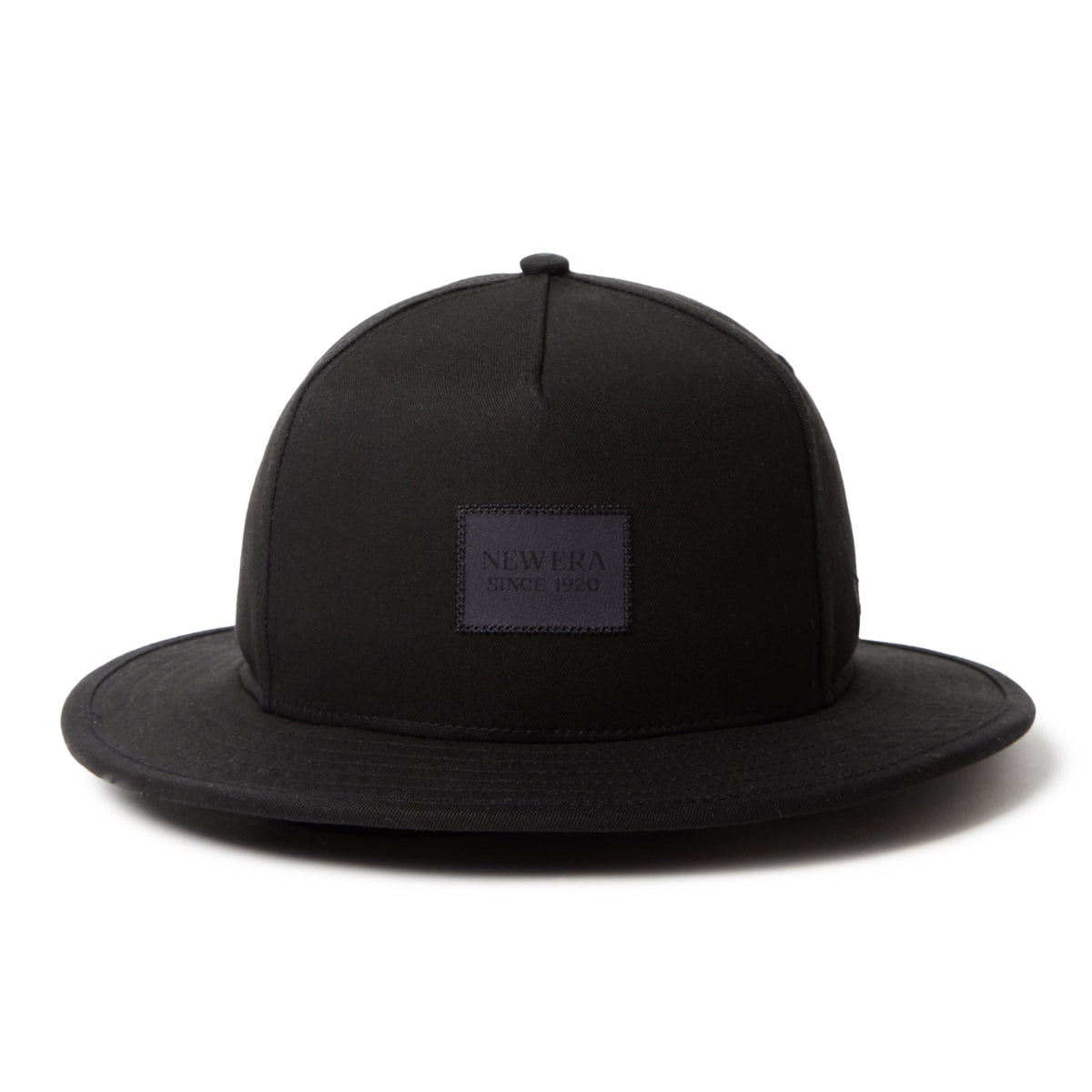 5-panel-a-frame-black-woven-