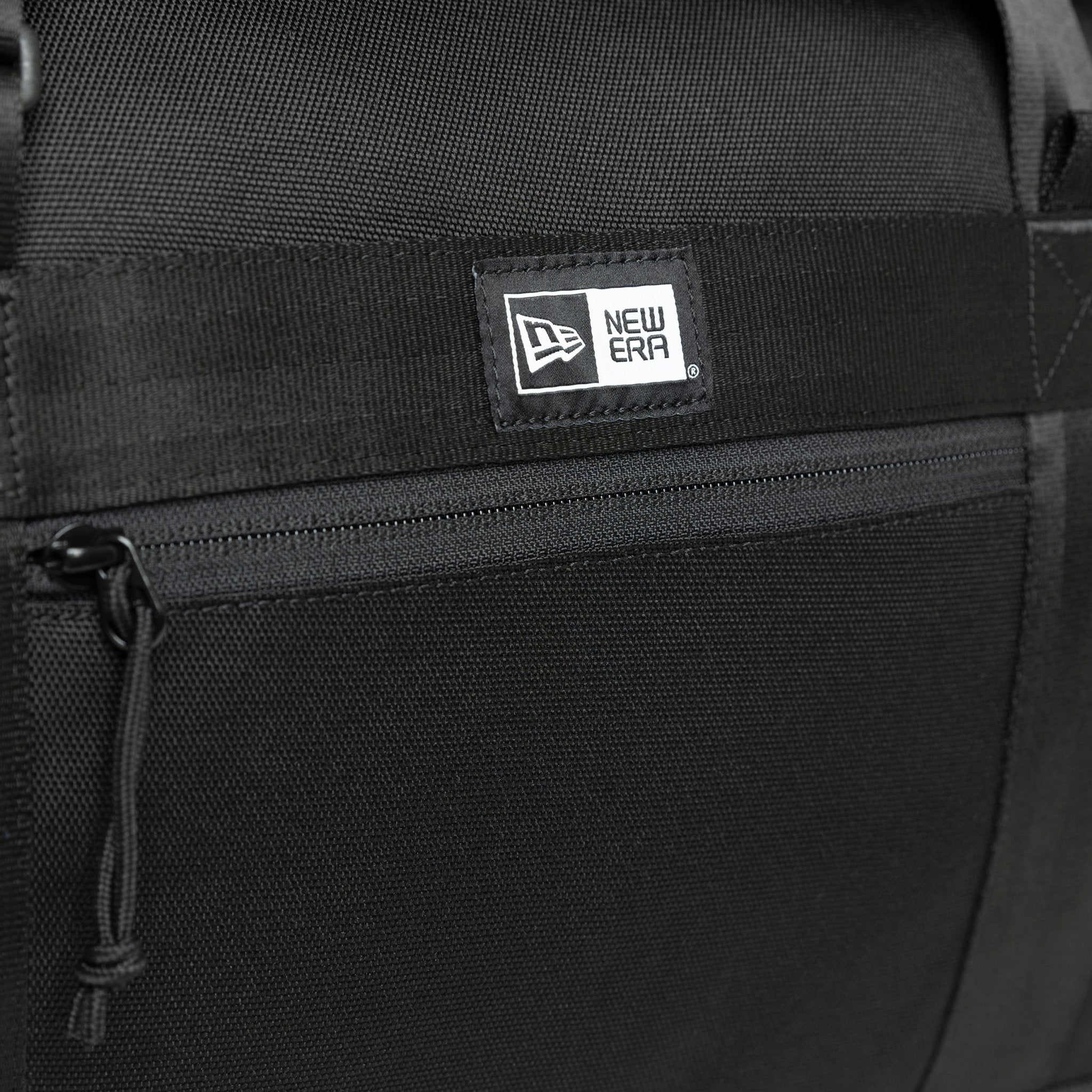 クラブ ダッフルバッグ 50L 2Way ブラック | ニューエラオンラインストア クラブ ダッフルバッグ 50L 2Way ブラック | ニューエラオンラインストア