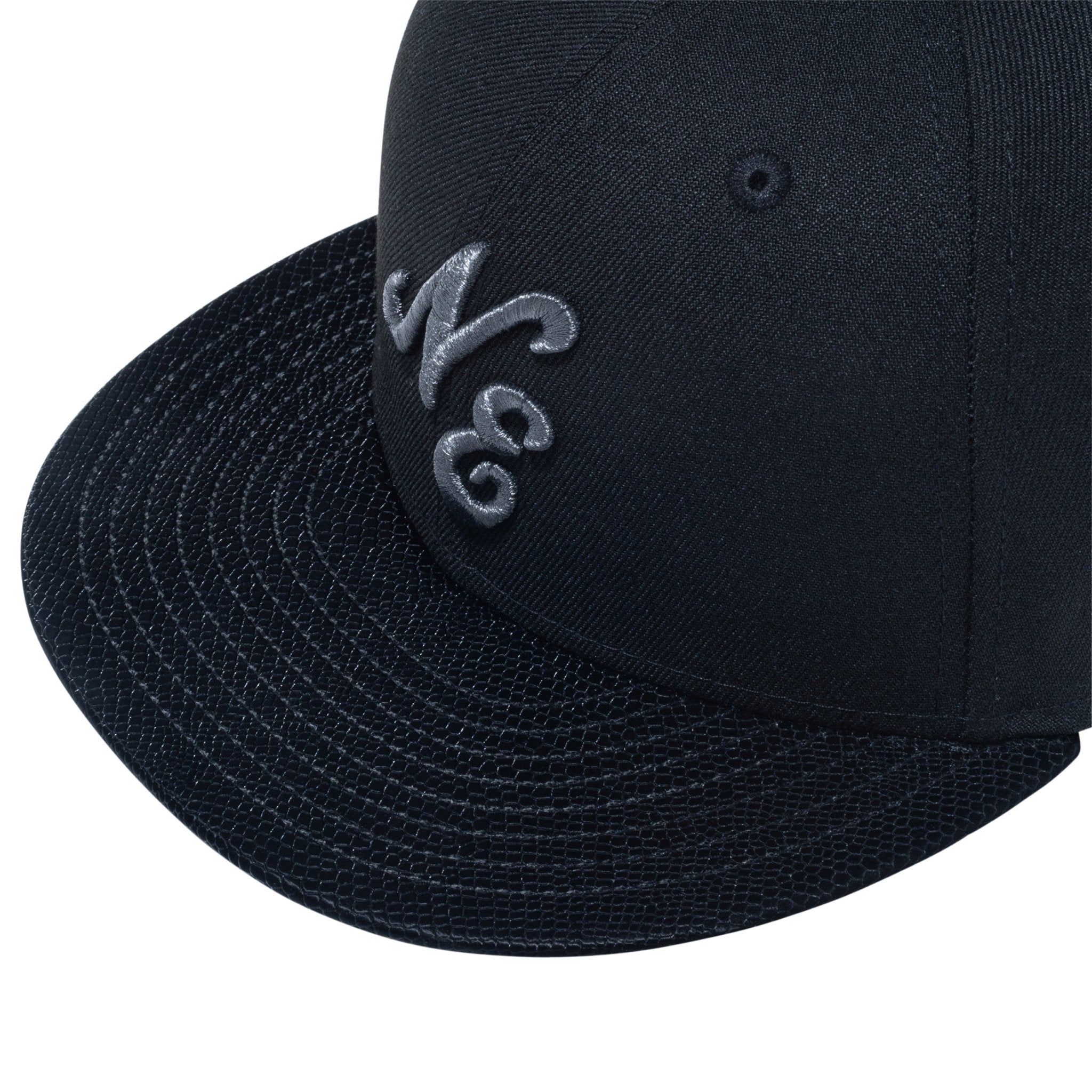 59FIFTY Black Snake クラシックロゴ ブラック | ニューエラオンライン