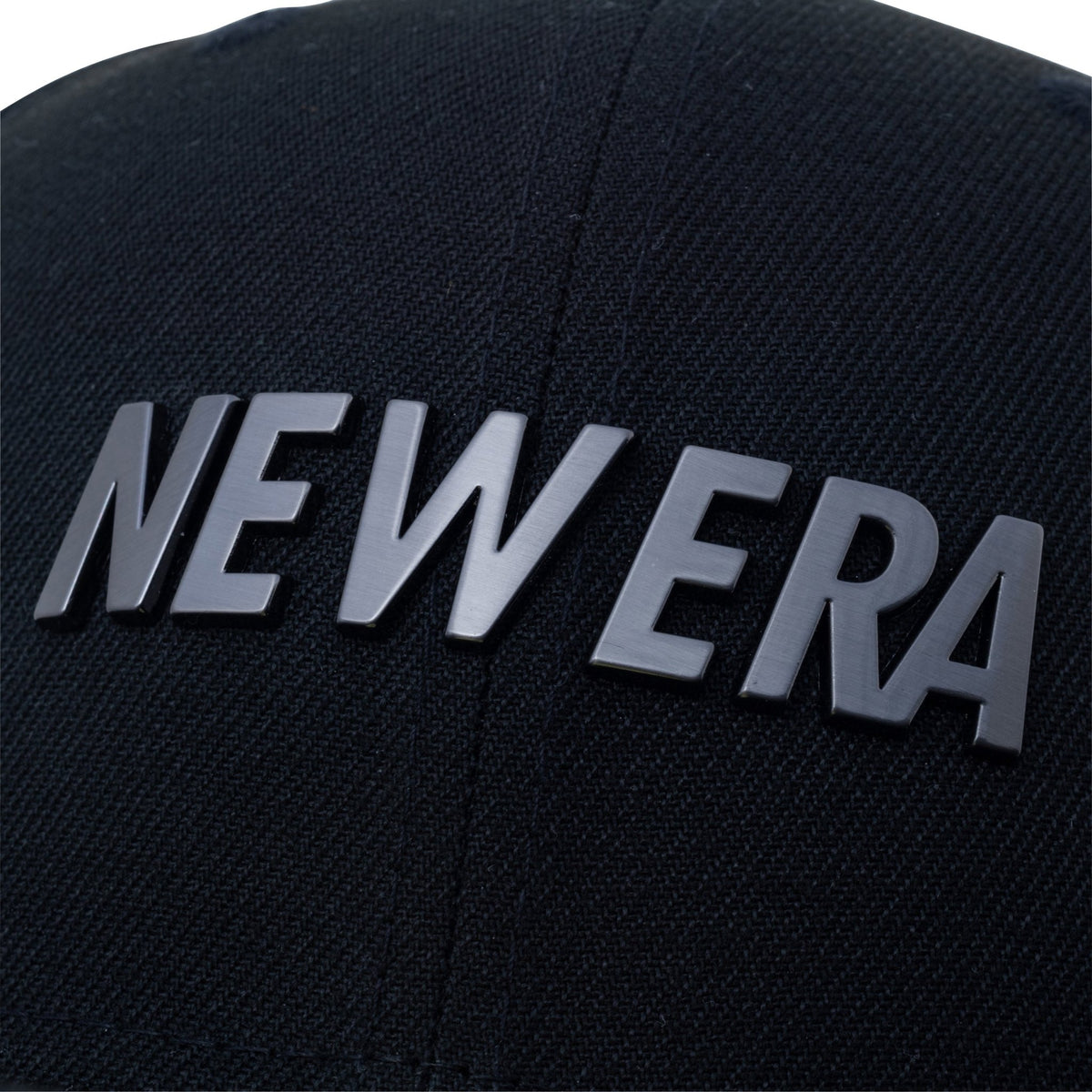 59FIFTY Metal Logo ブラック/ブラック | ニューエラオンライン