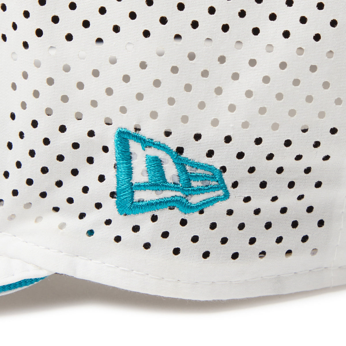 9FIFTY Vertical Logo SHELTECH ホワイト | ゴルフ | ニューエラ