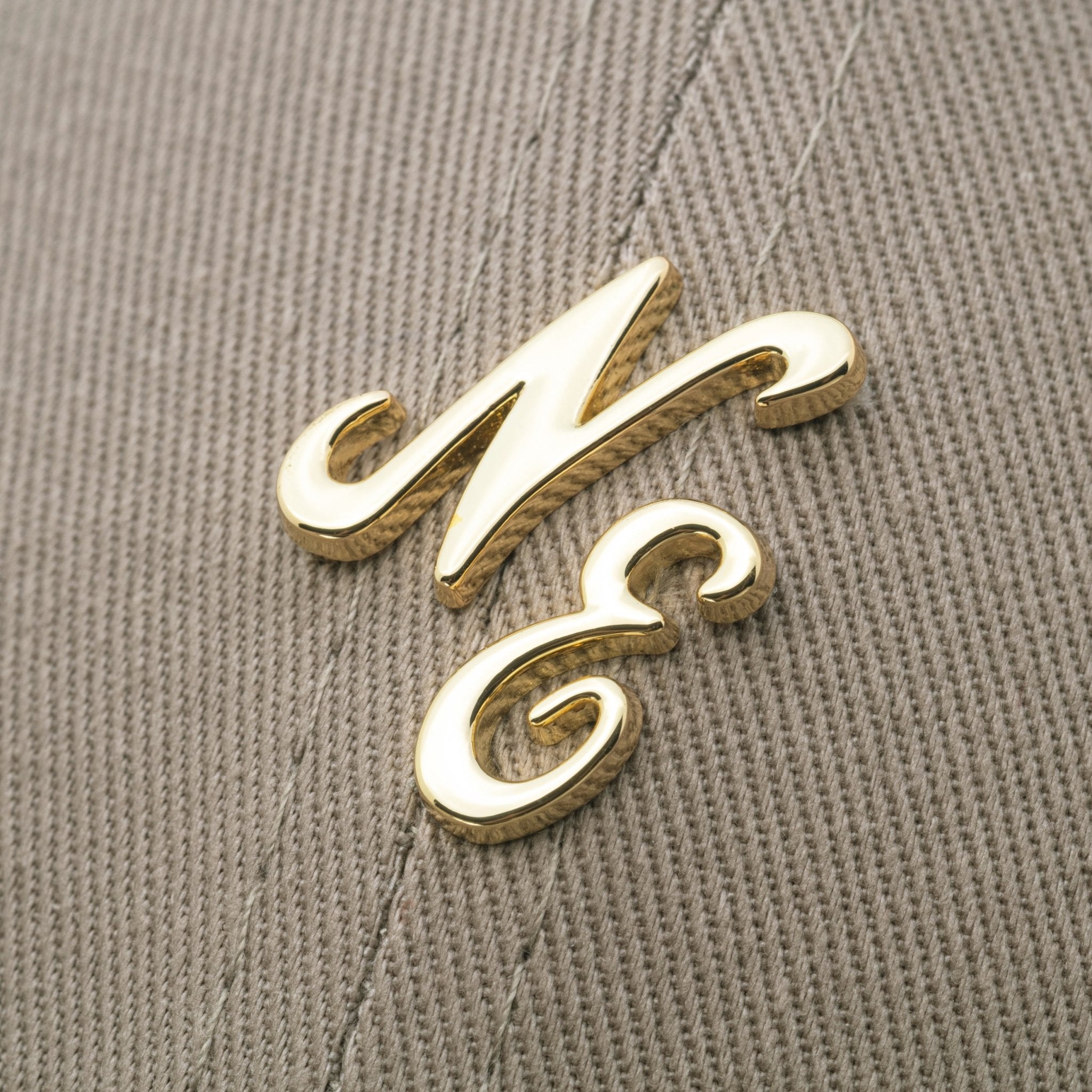 9FORTY Mini Metal Logo Classic Logo アッシュブラウン | ニューエラ