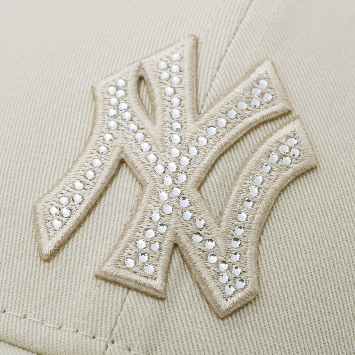 9FORTY Rhinestone ニューヨーク・ヤンキース アイボリー 9FORTY Rhinestone ニューヨーク・ヤンキース アイボリー