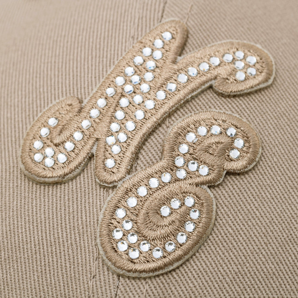 9FORTY Rhinestone クラシックロゴ アッシュブラウン - 14865346 - OSFM | NEW ERA ニューエラ公式オンラインストア