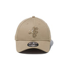 9FORTY Rhinestone クラシックロゴ アッシュブラウン - 14865346 - OSFM | NEW ERA ニューエラ公式オンラインストア