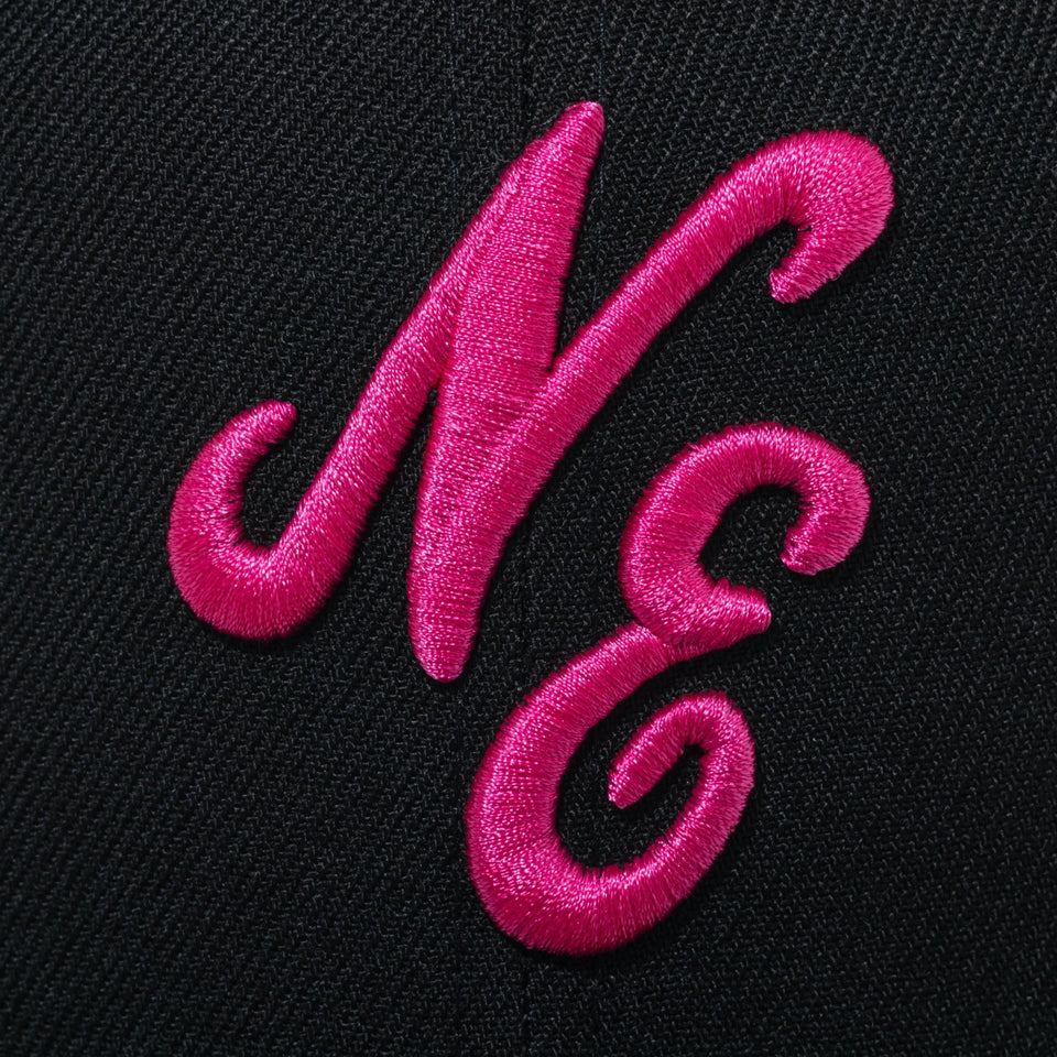 PC 59FIFTY Color Variation クラシックロゴ ブラック × ピンク - 14909273-700 | NEW ERA ニューエラ公式オンラインストア