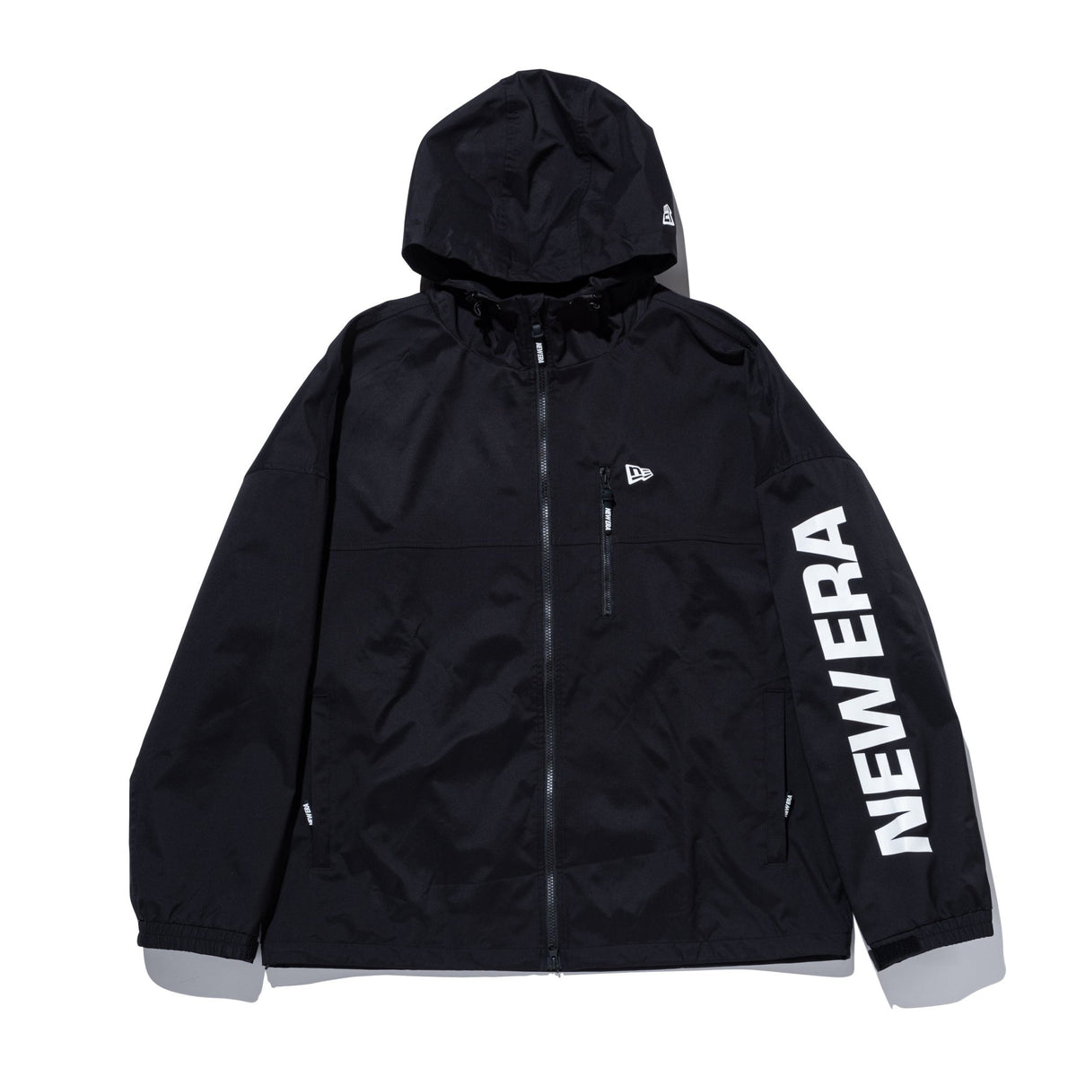 マークアンドロナ　ナイロンハーフジップジャケット　/S　ブラック　ロゴプリント 新品】マークアンドロナ ジップパーカー 黒×白 スカル・ロゴ総柄