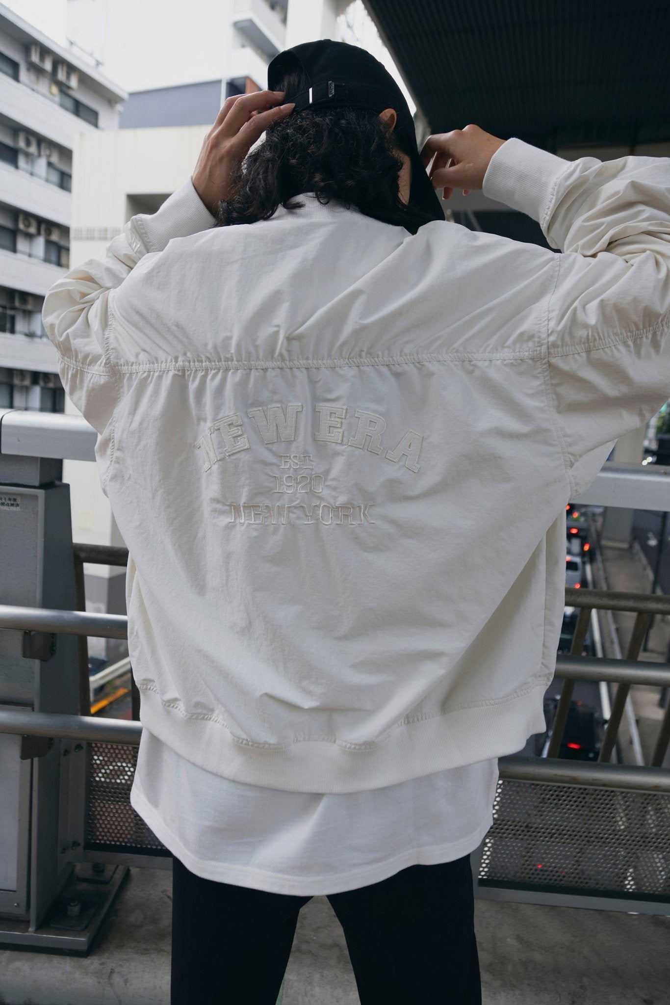 2025SS✨23区 ノーカラーブルゾン　ライトアウター　ホワイト　38 2025SS✨23区 ノーカラーブルゾン ライトアウター ホワイト 38