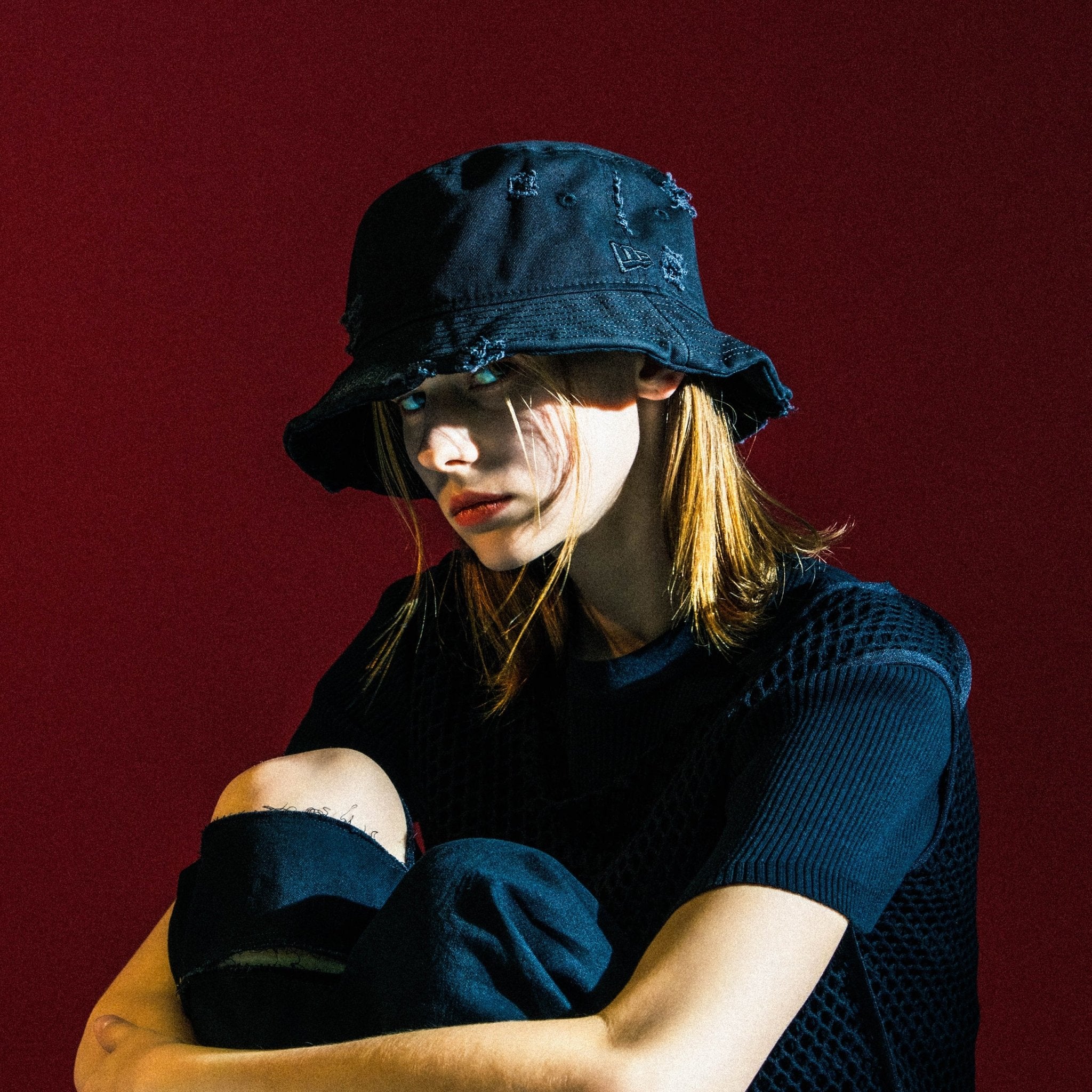 バケット01 LIMI feu リミ フゥ ダメージ ブラック × ブラック