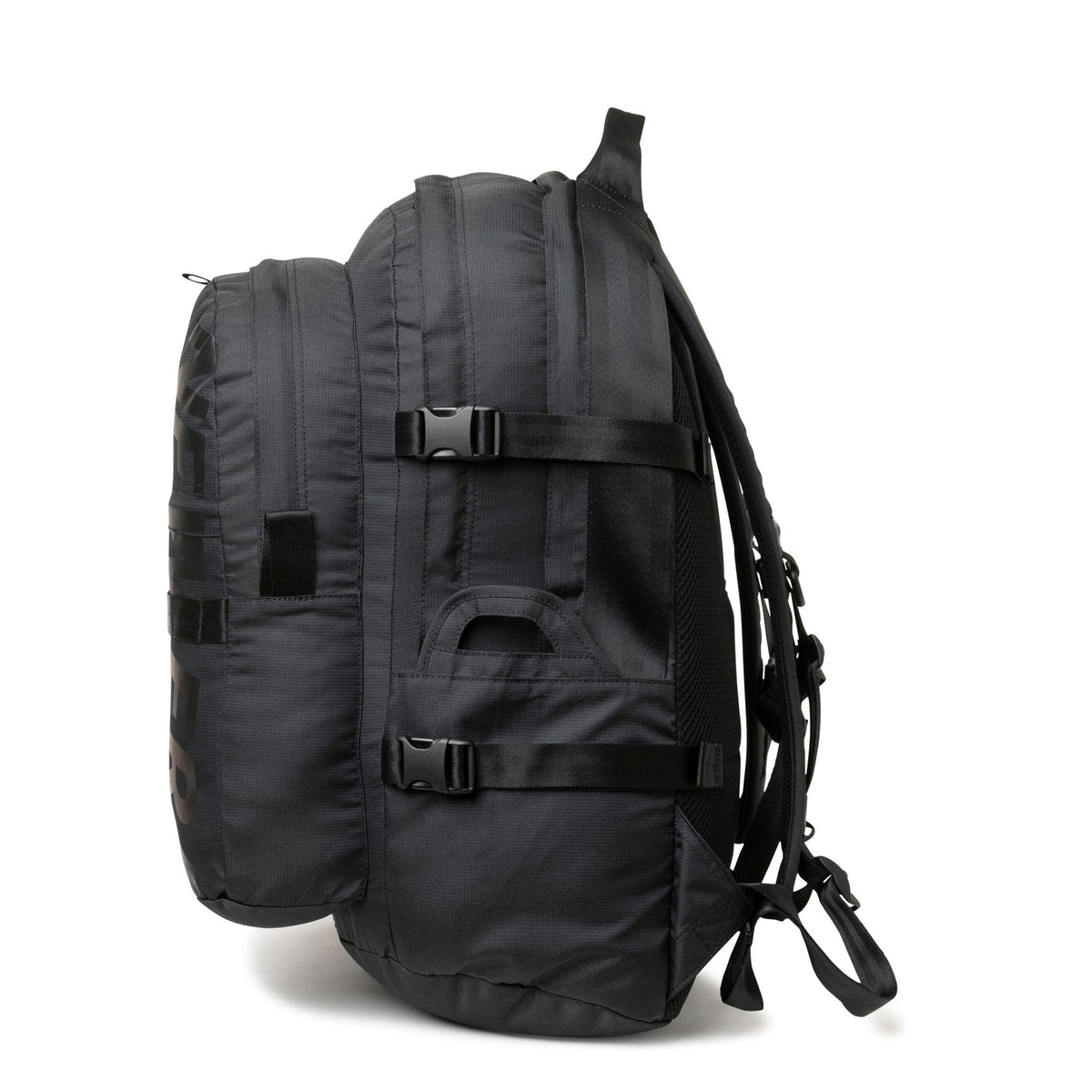 最終価格！【新品タグ付き】NEW ERA　キャリアパック 35L ライトウェイト