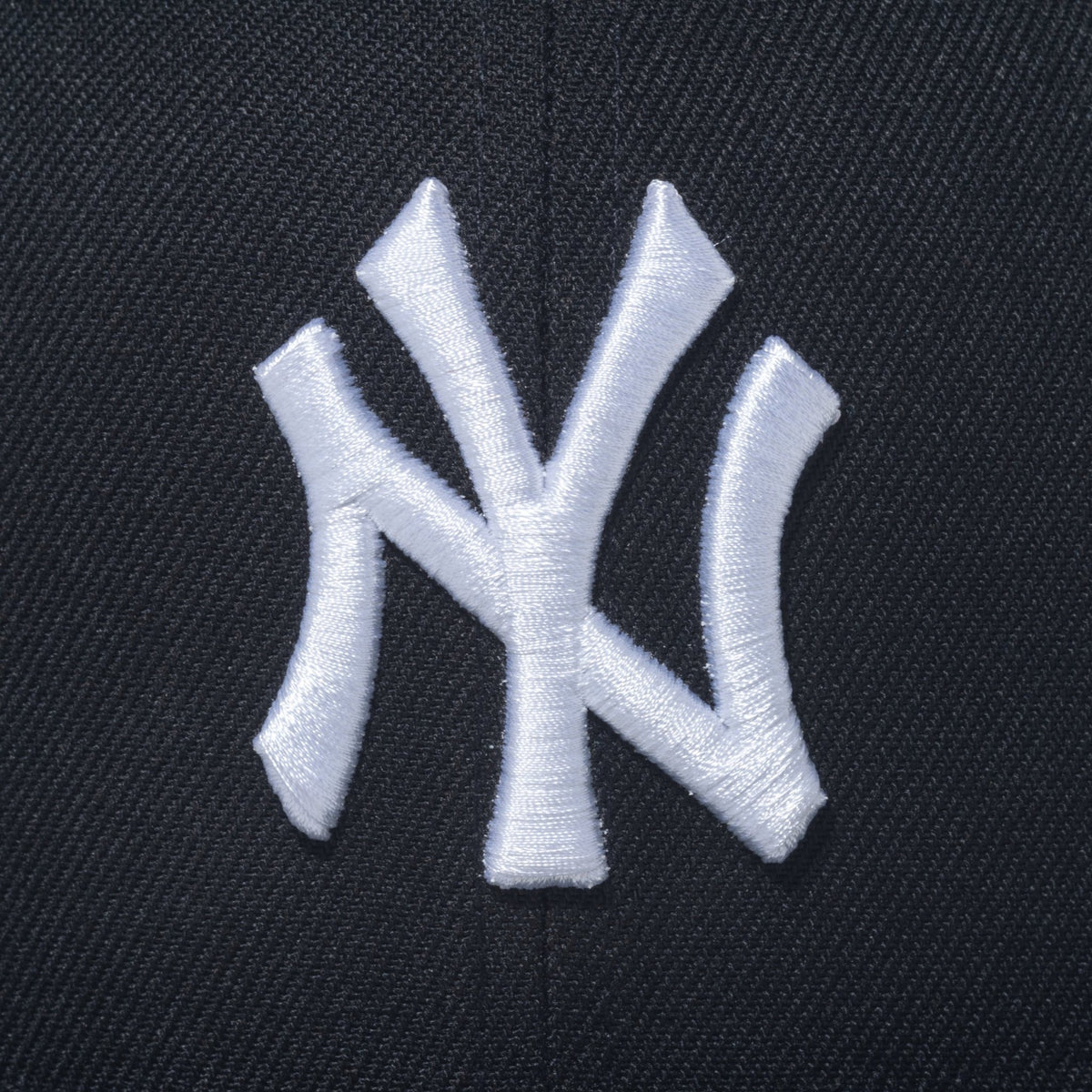 59FIFTY ニューヨーク・ヤンキース ブラック × ホワイト - ニューエラ