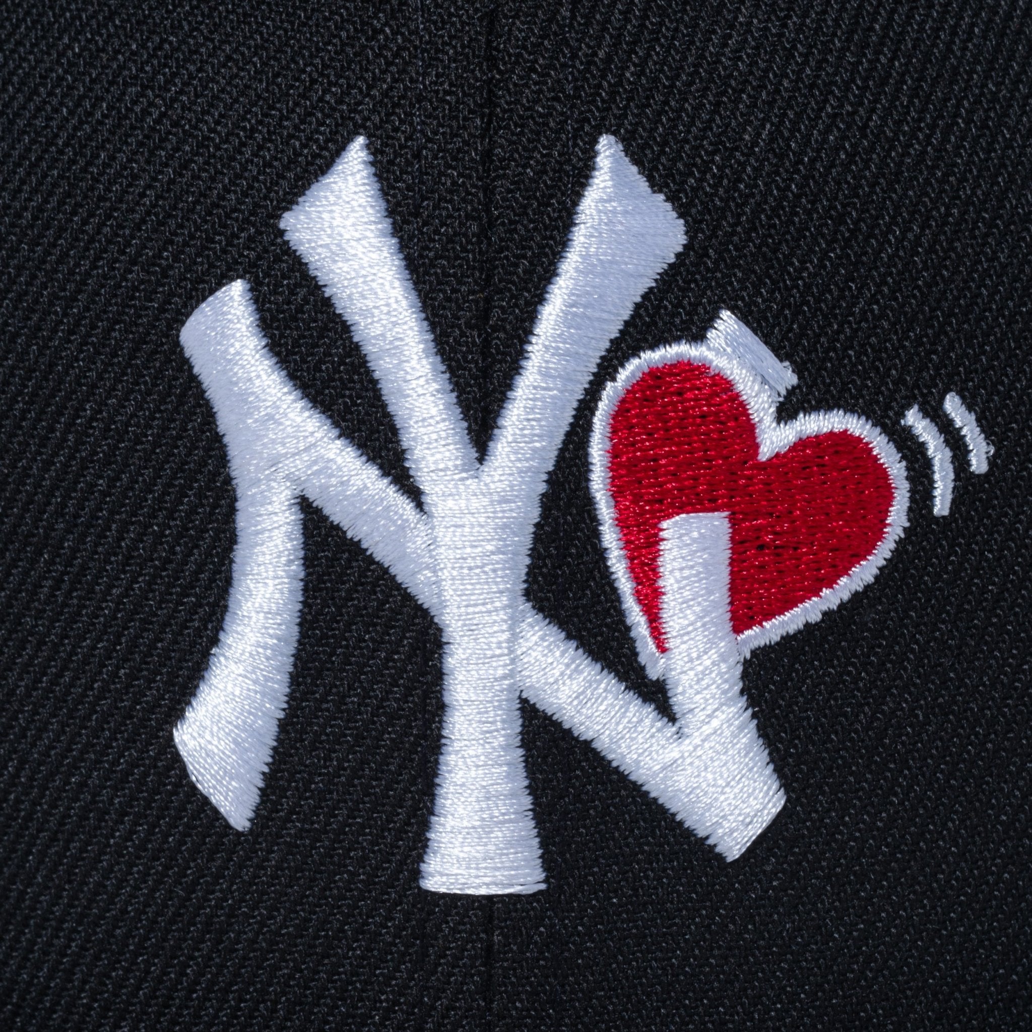 9FIFTY With Heart ニューヨーク・ヤンキース ブラック | ニューエラ