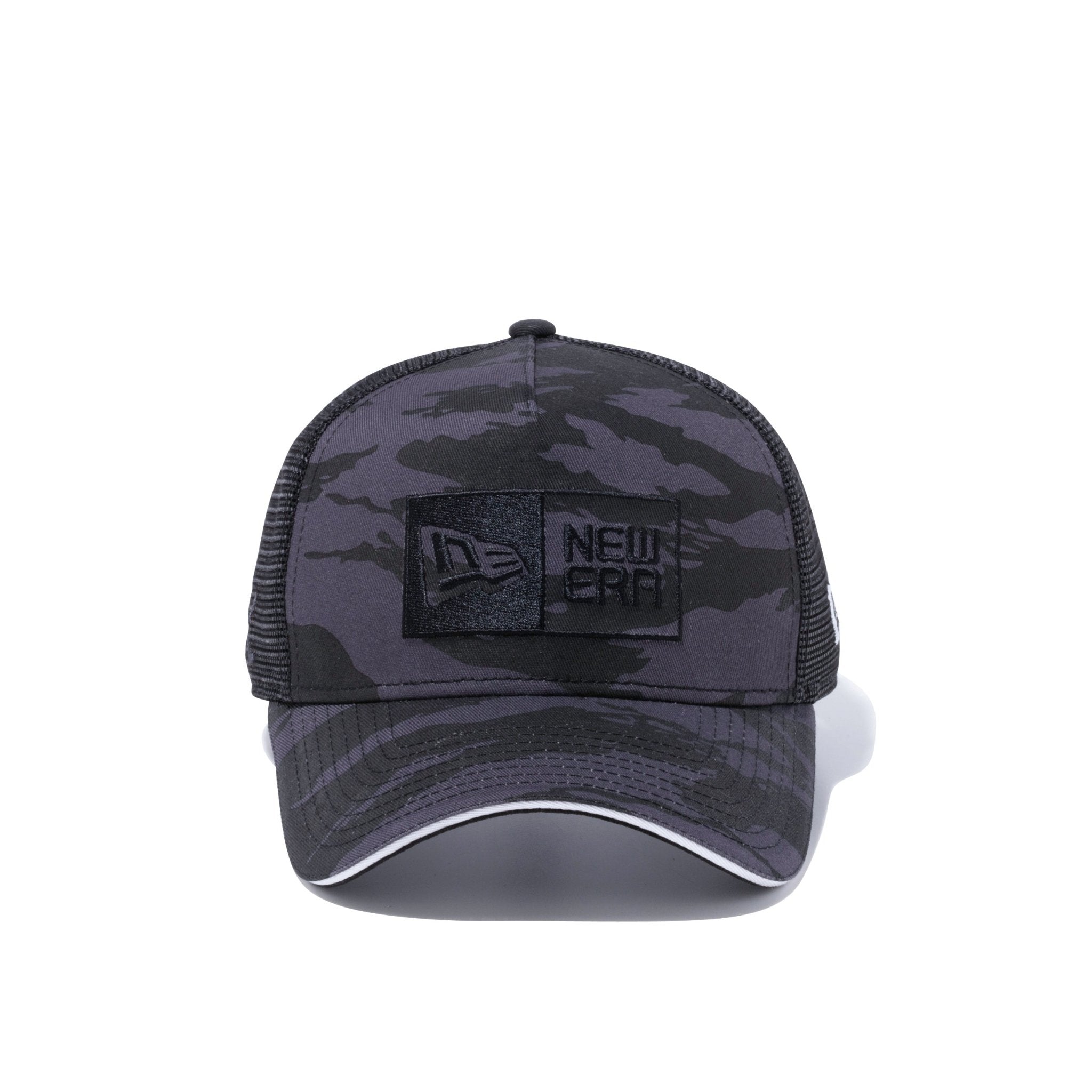 NEW ERA★ニューエラ★9.0型★タイガーストライプグリーンカモ★中古良品★ NEW ERA☆タイガーストライプラインカモスナップバッグ (New Era