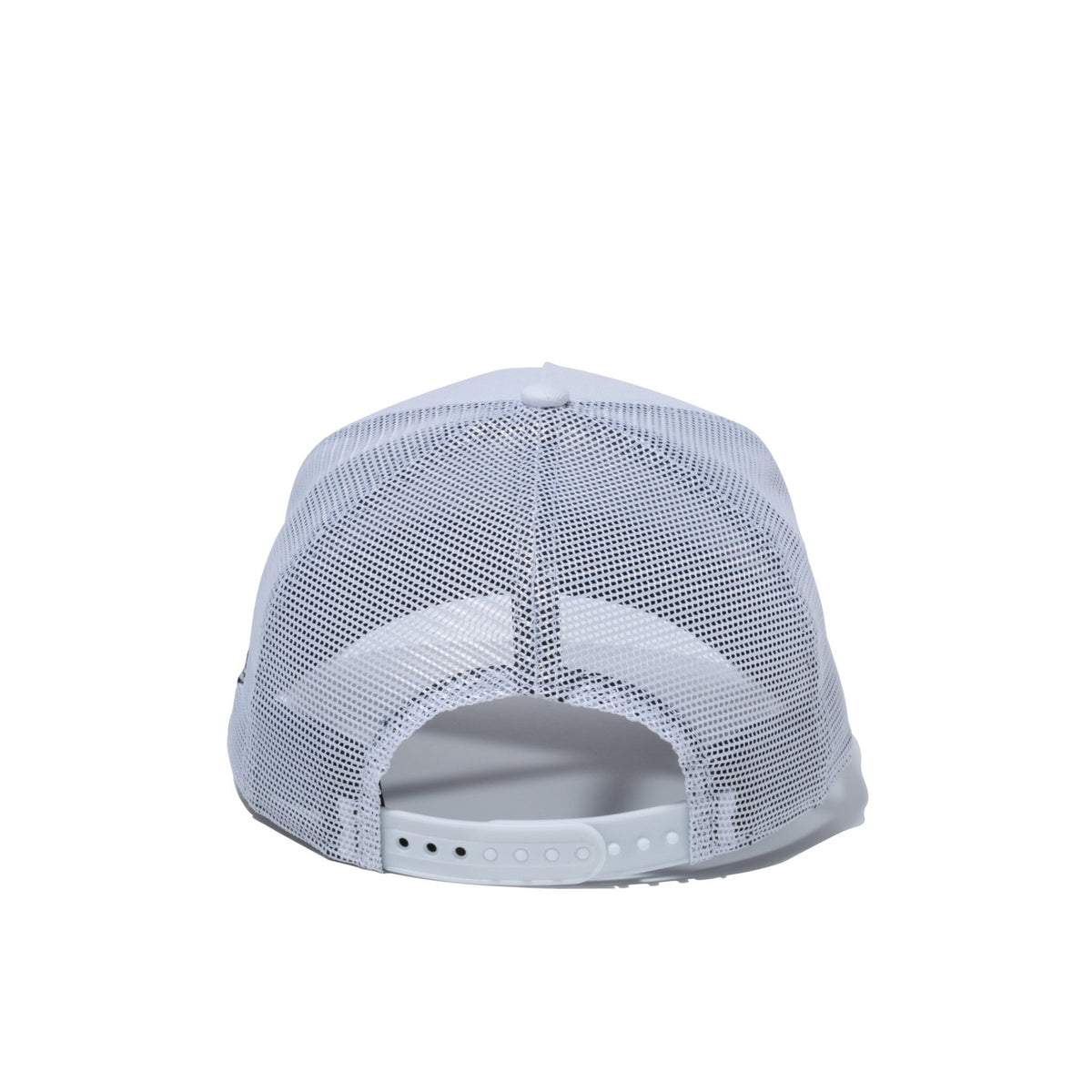 THE 9 SHOP 新品未使用 SUMMER HAT オフホワイト×白 9FORTY A-Frame トラッカー スプレーロゴ ホワイト | ニューエラ