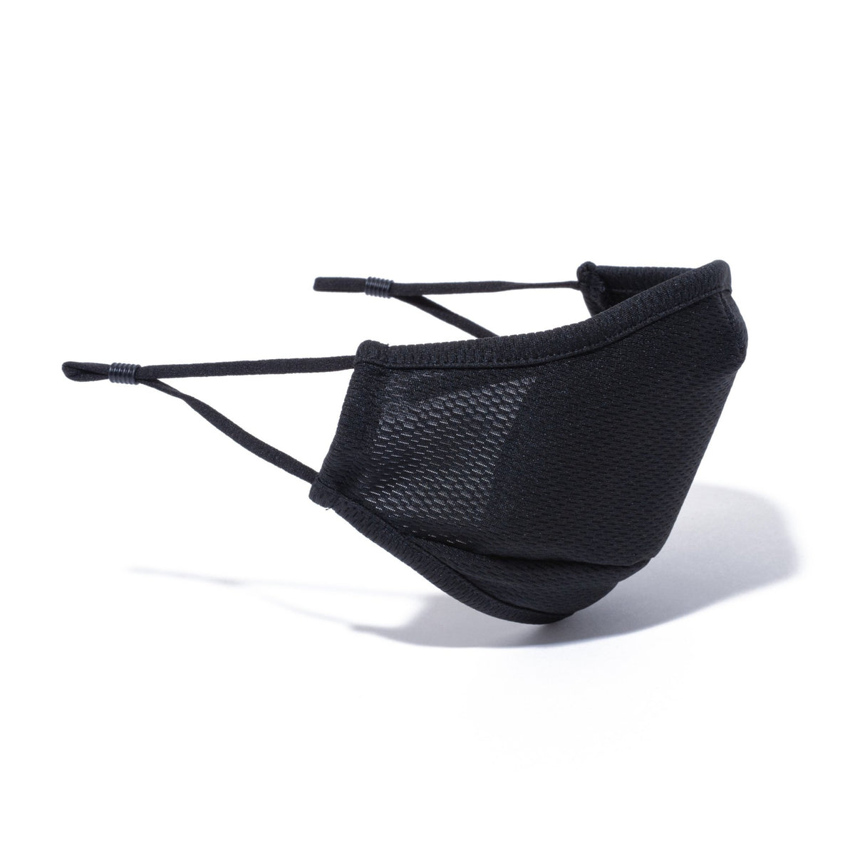 mask-face-coverings-12674076- 