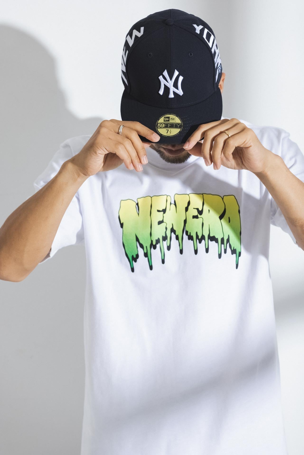 gore infamous Tシャツとキャップ セット 半袖 コットン Tシャツ ドリップロゴ NEW ERA ホワイト レギュラー