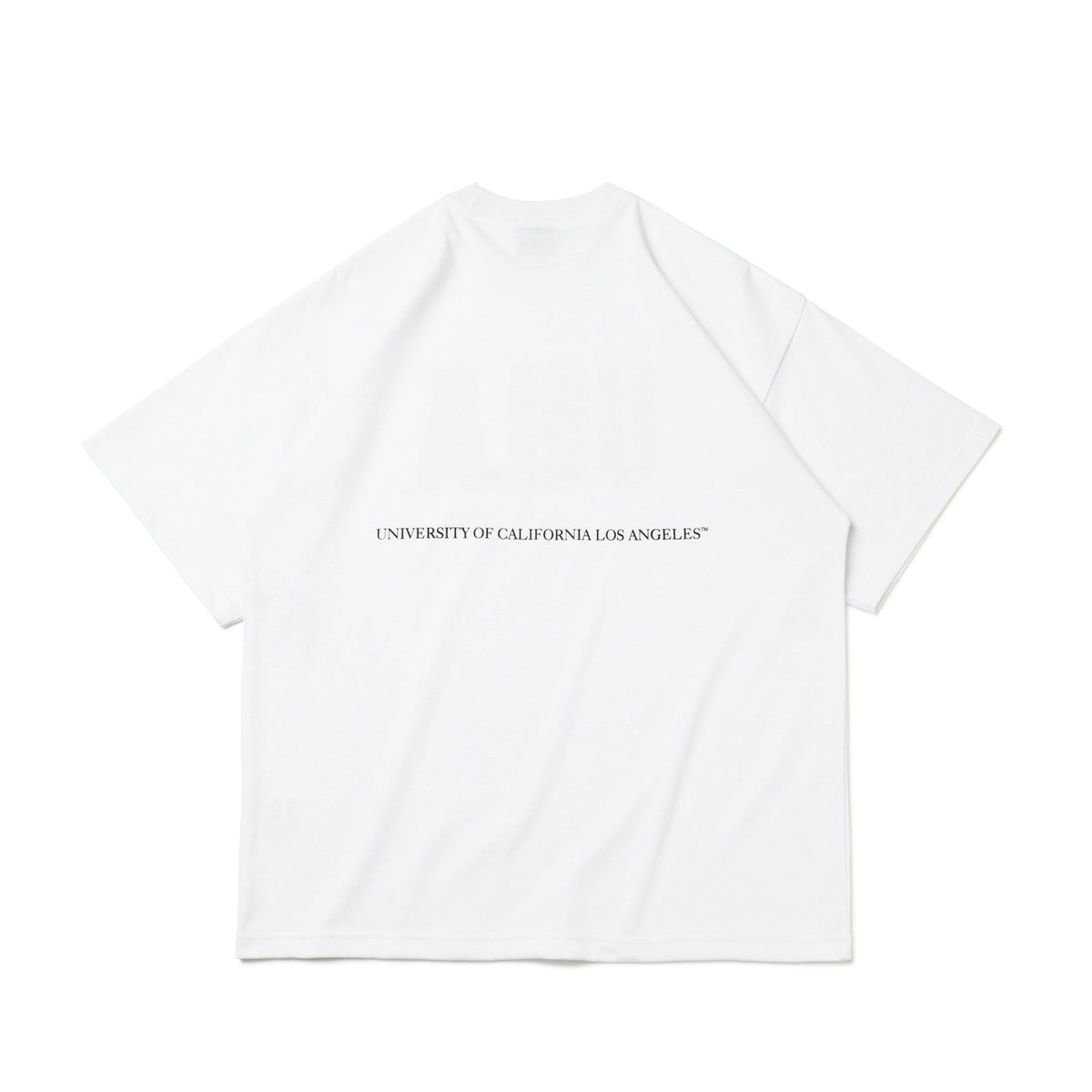 半袖 オーバーサイズド パフォーマンス Tシャツ UCLA モーションロゴ ホワイト | ニューエラオンラインストア
