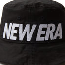 バケット01 Essential エッセンシャル チェーンステッチ ワードマークロゴ ブラック - 14307432 - SM | NEW ERA ニューエラ公式オンラインストア