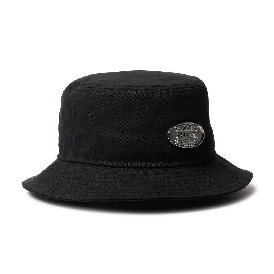 バケット01 Metal Plate ブラック × シルバー - 14388515 - SM | NEW ERA ニューエラ公式オンラインストア
