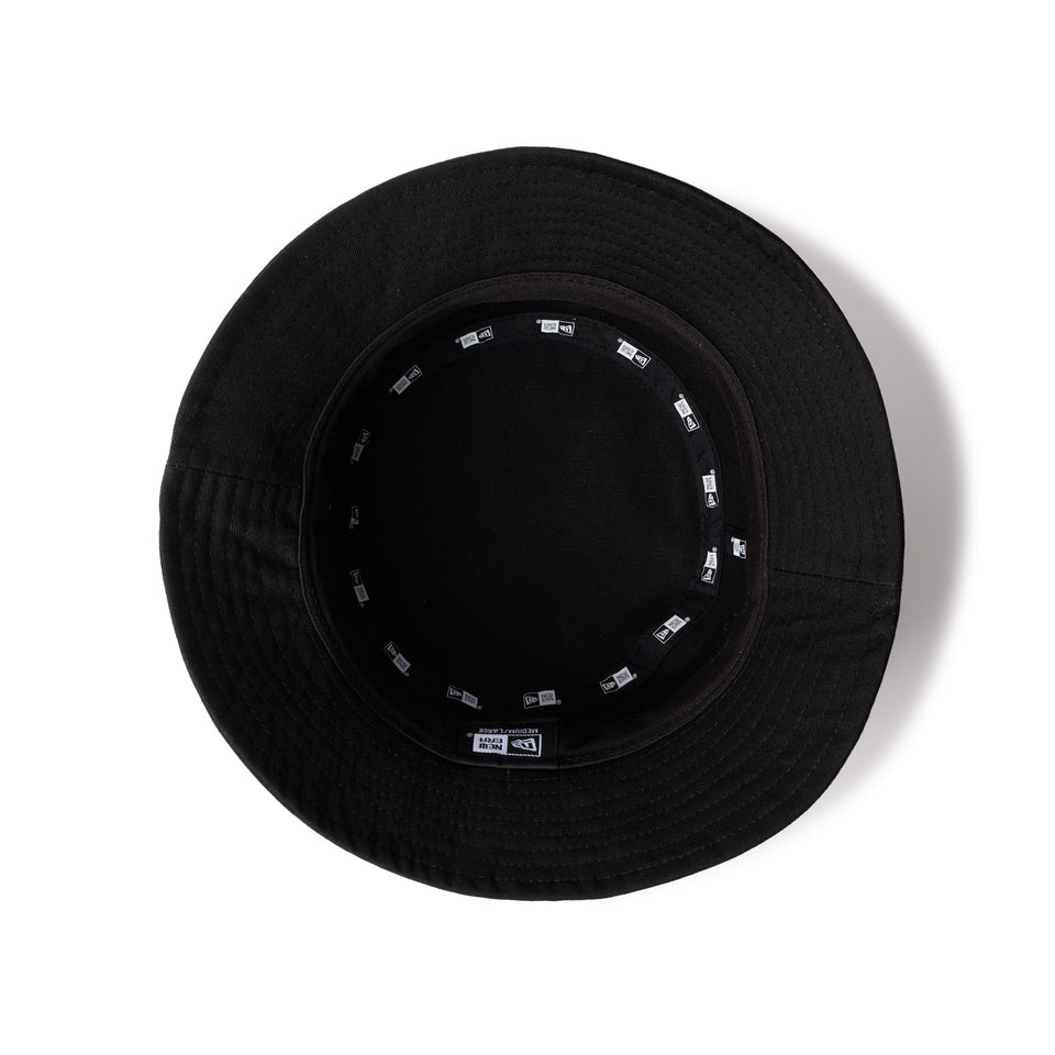 バケット01 Metal Plate ブラック × ゴールド - 14388516 - SM | NEW ERA ニューエラ公式オンラインストア
