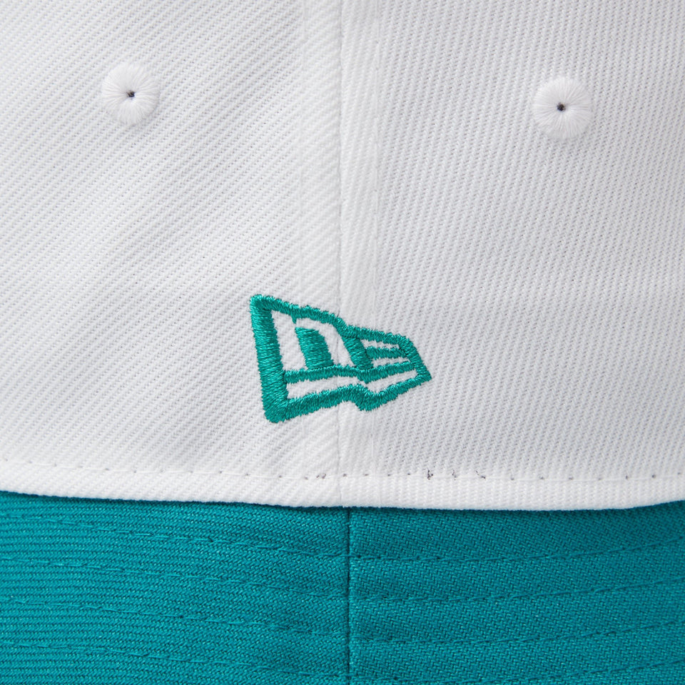 【ゴルフ】バケット01 Old English ホワイト グリーンフォレストバイザー - 14391288 - SM | NEW ERA ニューエラ公式オンラインストア