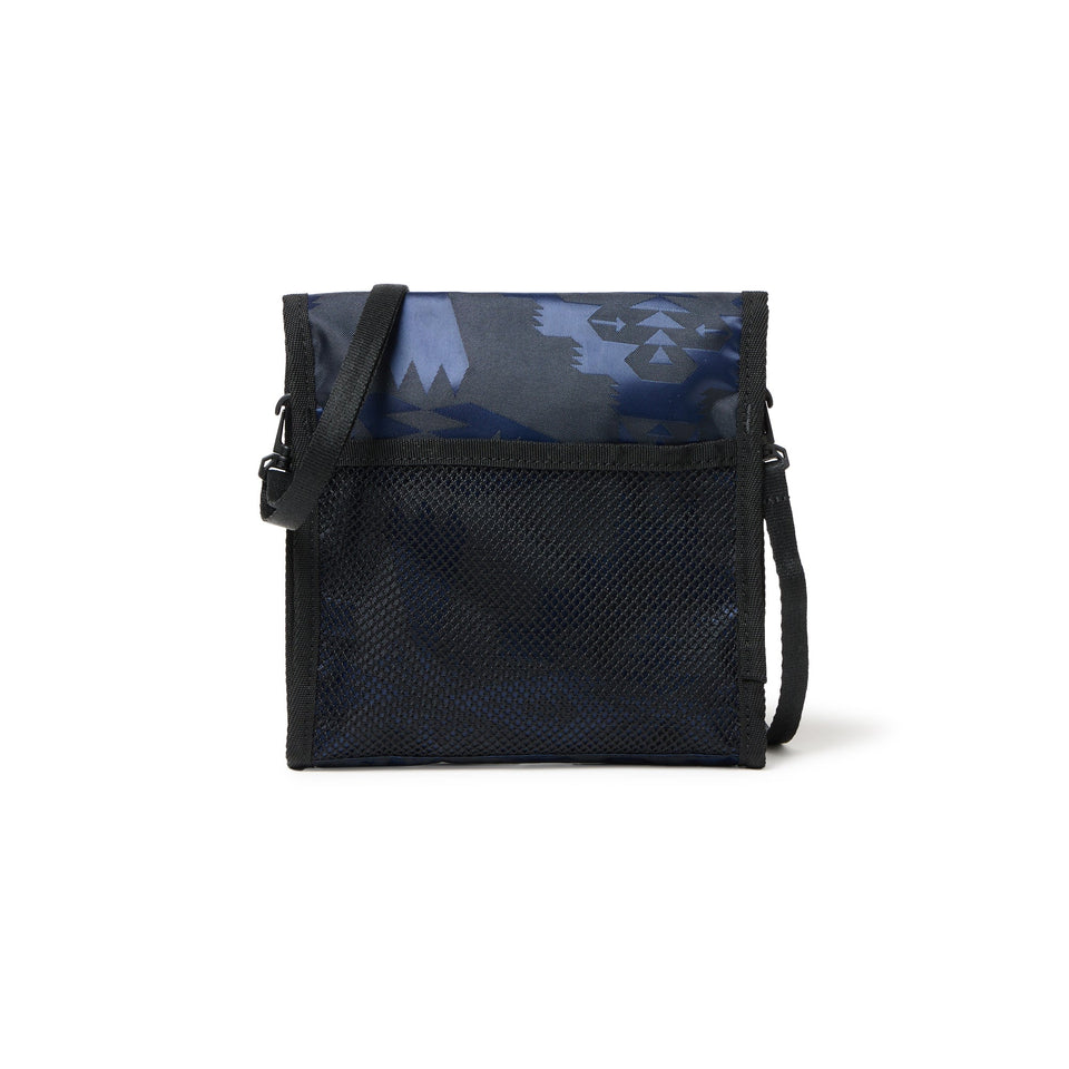 スクエア ネックポーチ 0.5L Pendleton ペンドルトン ネイビー - 14683719 - OSFM | NEW ERA ニューエラ公式オンラインストア