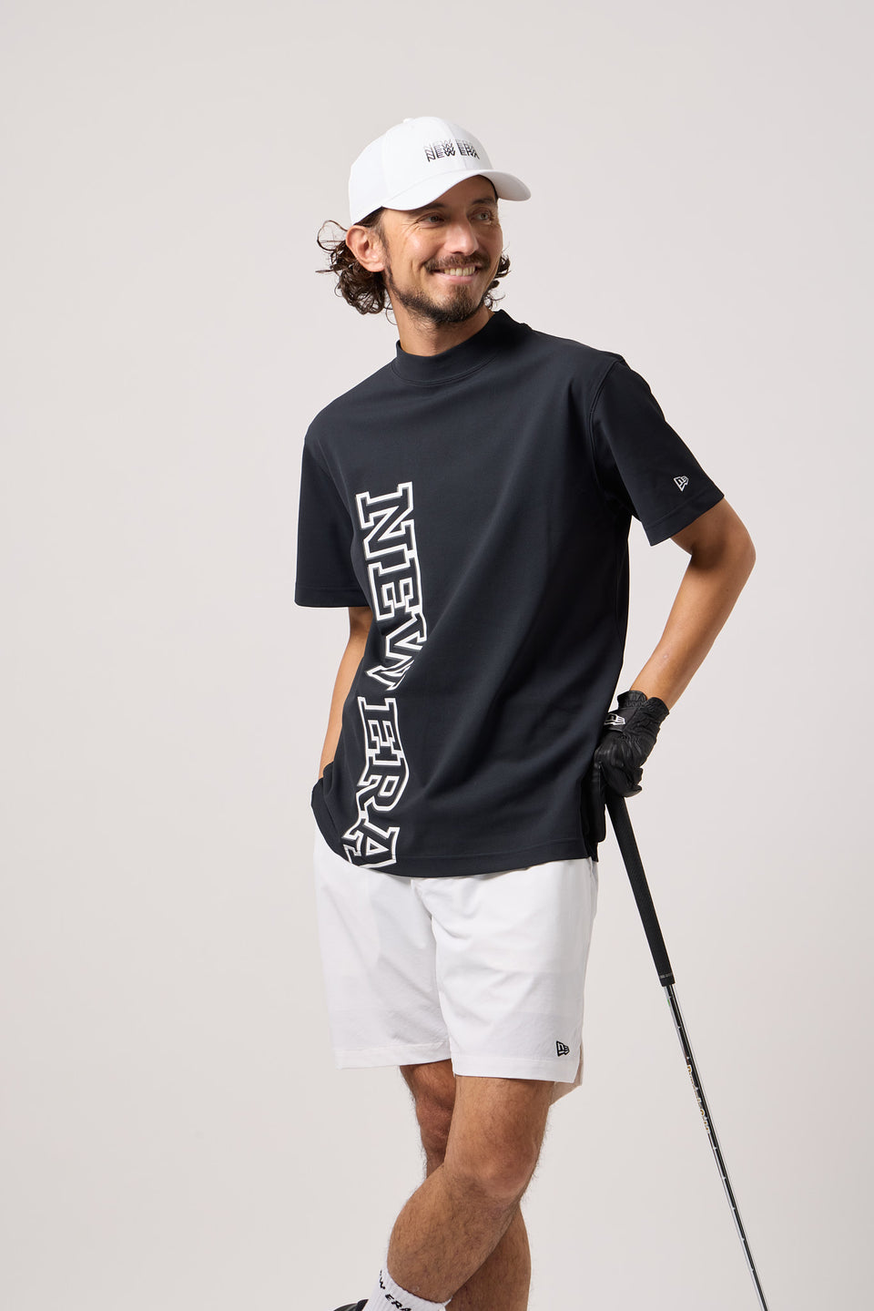 半袖 ミッドネック Tシャツ Vertical Logo ブラック | ゴルフ | NEW ERA ニューエラ公式オンラインストア