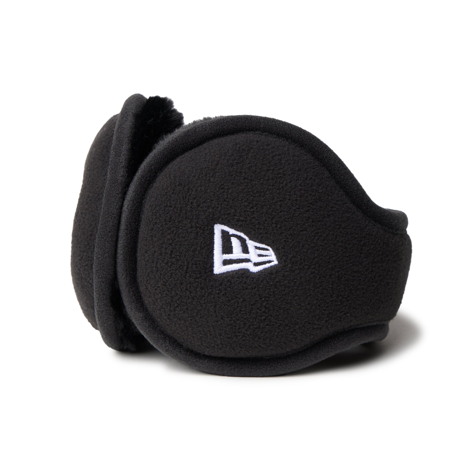 イヤーマフ フリース フラッグロゴ ブラック/ホワイト | ニューエラ