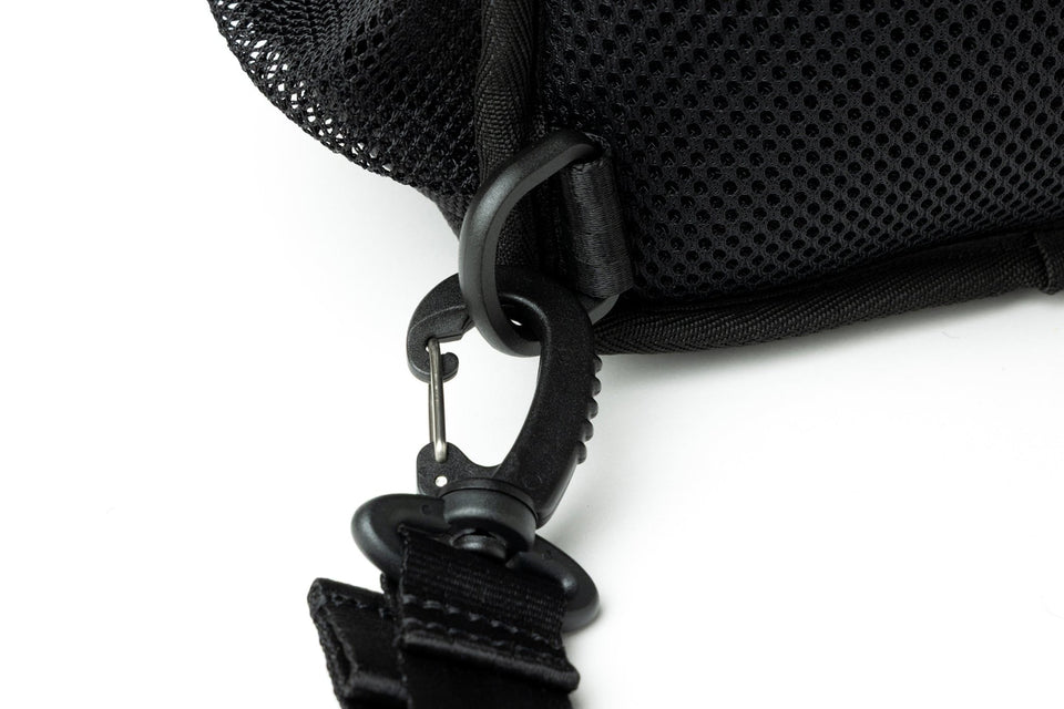 スリングボディバッグ 12L Y's FW25 ブラック | ニューエラオンライン