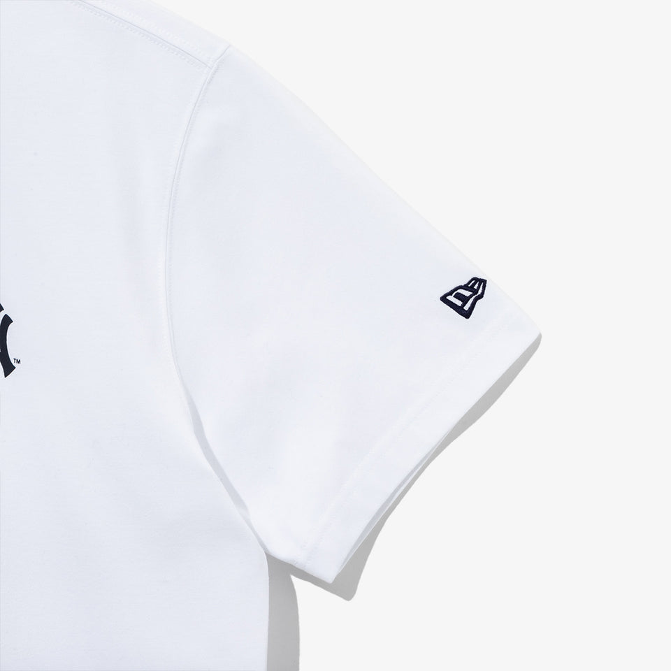 半袖 パフォーマンス Tシャツ ニューヨーク・ヤンキース フラワーロゴ オフホワイト