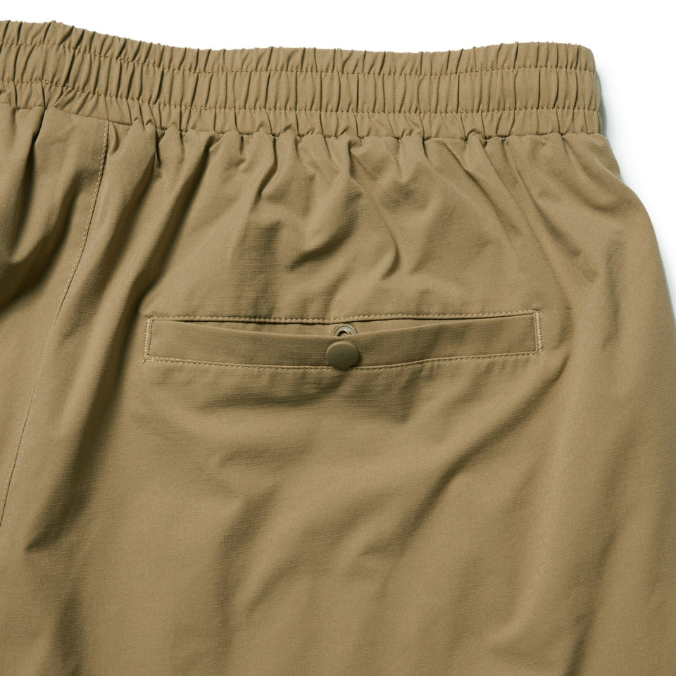 ユーティリティー ショートパンツ ロング カーキ | アウトドア - 14391936 - S | NEW ERA ニューエラ公式オンラインストア