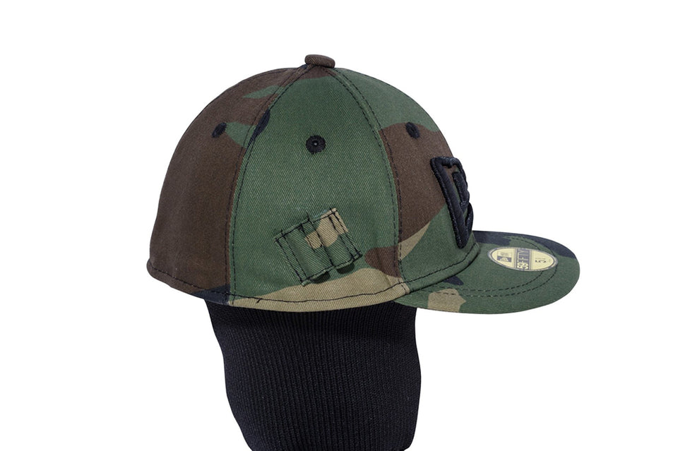 【ゴルフ】 ヘッドカバー フラッグロゴ ウッドランドカモ × ブラック ドライバー用 | NEW ERA ニューエラ公式オンラインストア