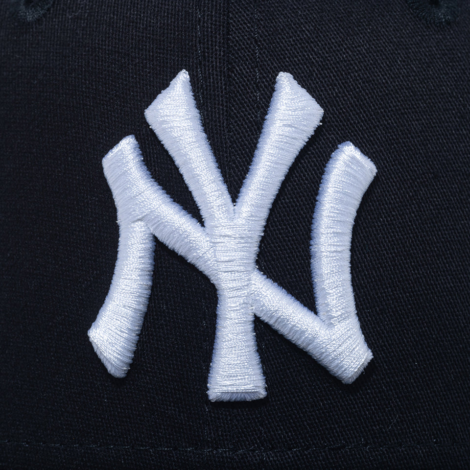 Youth 9FIFTY ストレッチスナップ ニューヨーク・ヤンキース ブラック × ホワイト | NEW ERA ニューエラ公式オンラインストア
