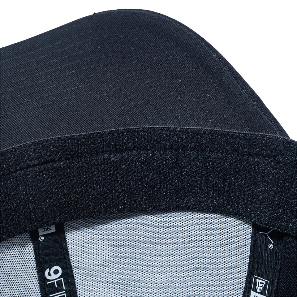 Youth 9FIFTY ストレッチスナップ クラシックロゴ ブラック × ホワイト | NEW ERA ニューエラ公式オンラインストア
