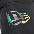 【ゴルフ】 レンジケース ワードマークロゴ ブラック × ウッドランドカモ | NEW ERA ニューエラ公式オンラインストア