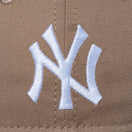 Child 9TWENTY トラッカー ニューヨーク・ヤンキース カーキ × ホワイト | NEW ERA ニューエラ公式オンラインストア