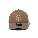 カジュアルクラシック ニューヨーク・ヤンキース カーキ × ベージュ | NEW ERA ニューエラ公式オンラインストア