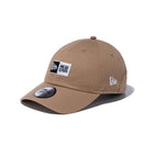 カジュアルクラシック ボックスロゴ カーキ × ホワイト | NEW ERA ニューエラ公式オンラインストア